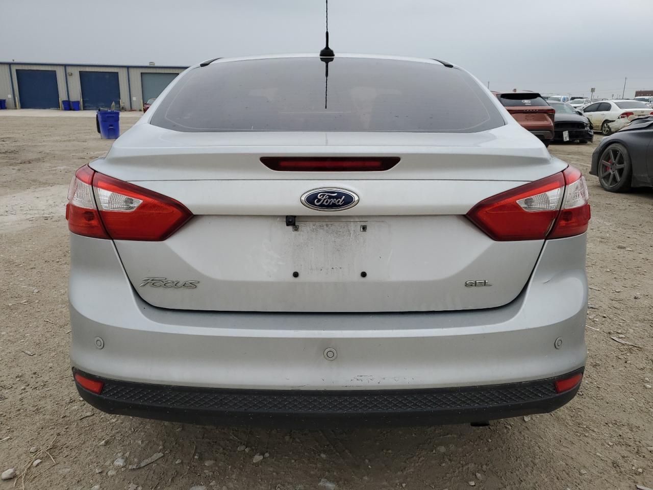 1FAHP3H24CL324941 2012 Ford Focus Sel