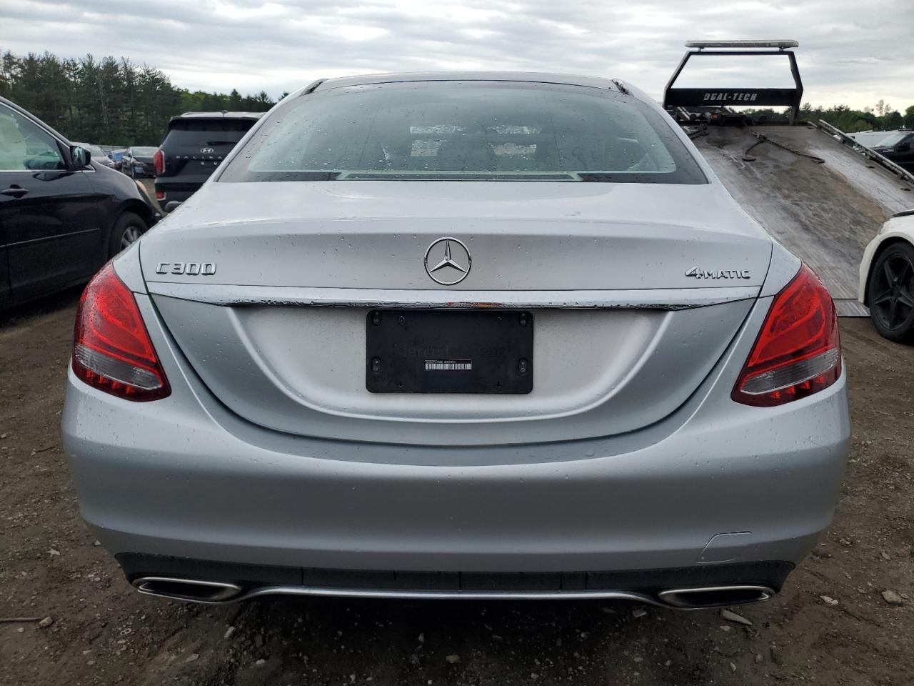 55SWF4KB8FU092806 2015 Mercedes-Benz C 300 4Matic