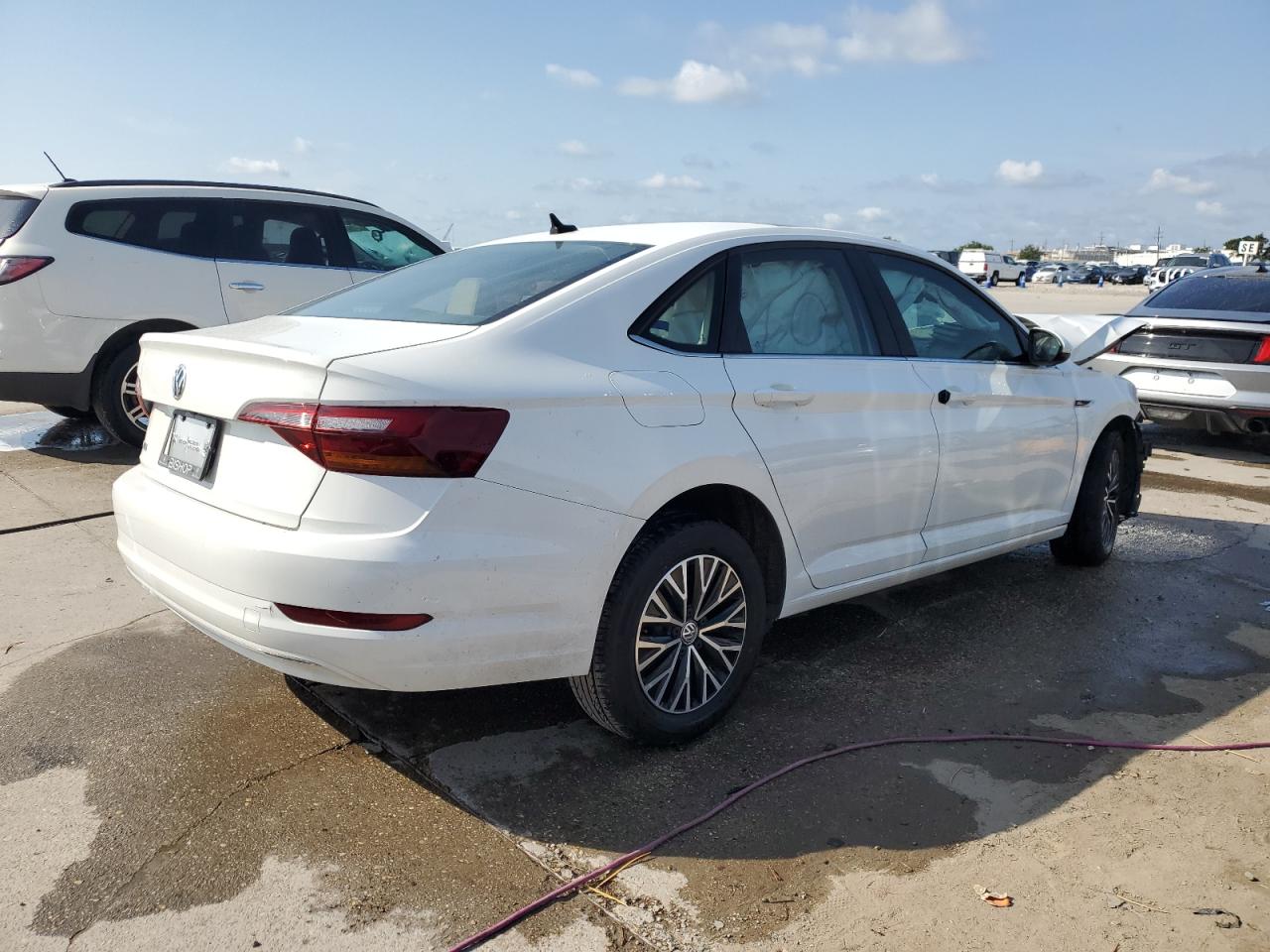 2019 Volkswagen Jetta Sel vin: 3VWE57BU9KM086373