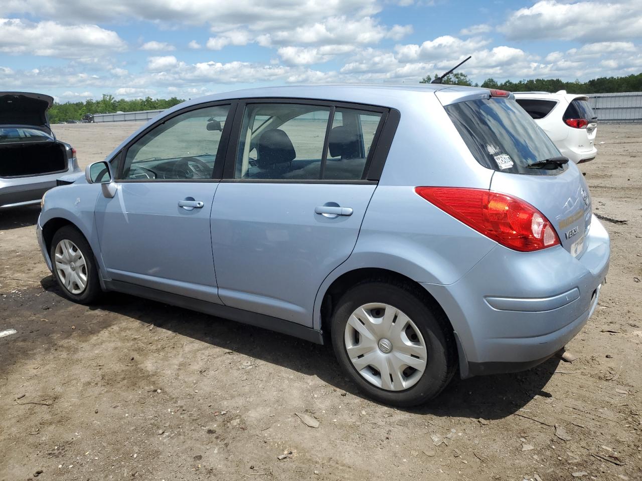 3N1BC1CP5BL412311 2011 Nissan Versa S