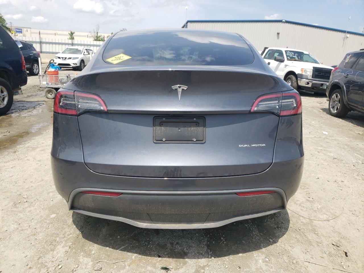 7SAYGDEE6PA058829 2023 Tesla Model Y