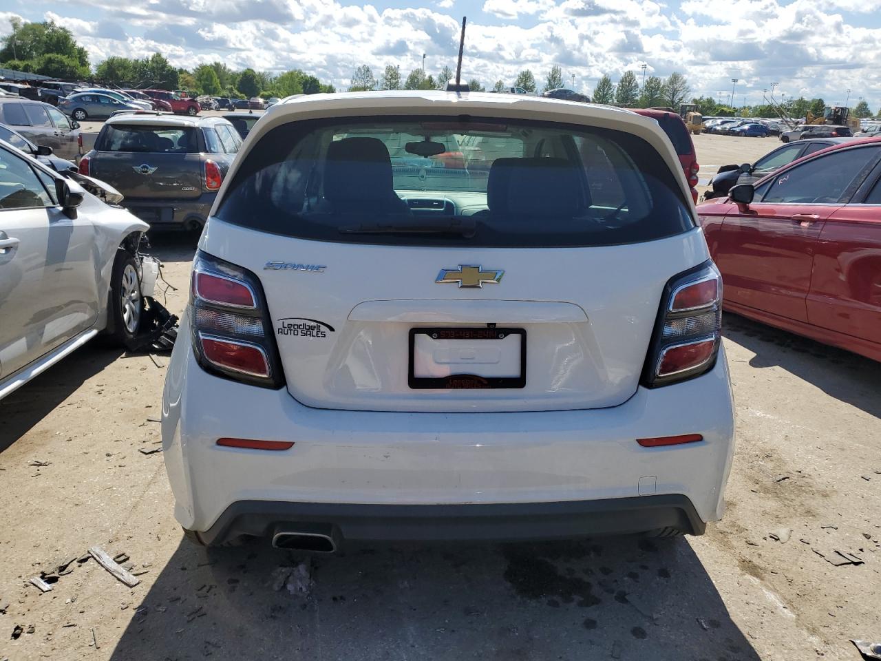 2017 Chevrolet Sonic vin: 1G1JG6SH2H4170461