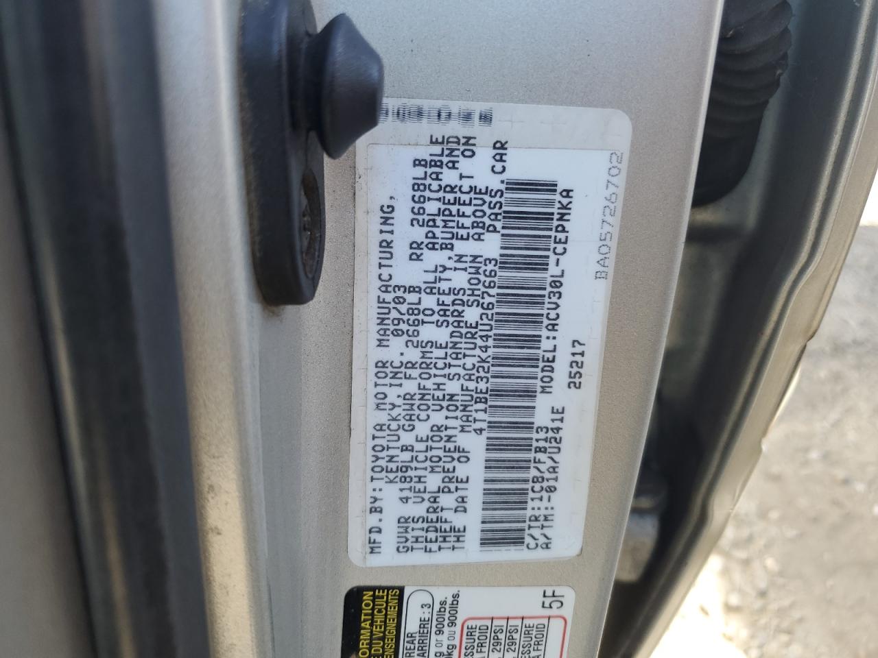 4T1BE32K44U267663 2004 Toyota Camry Le