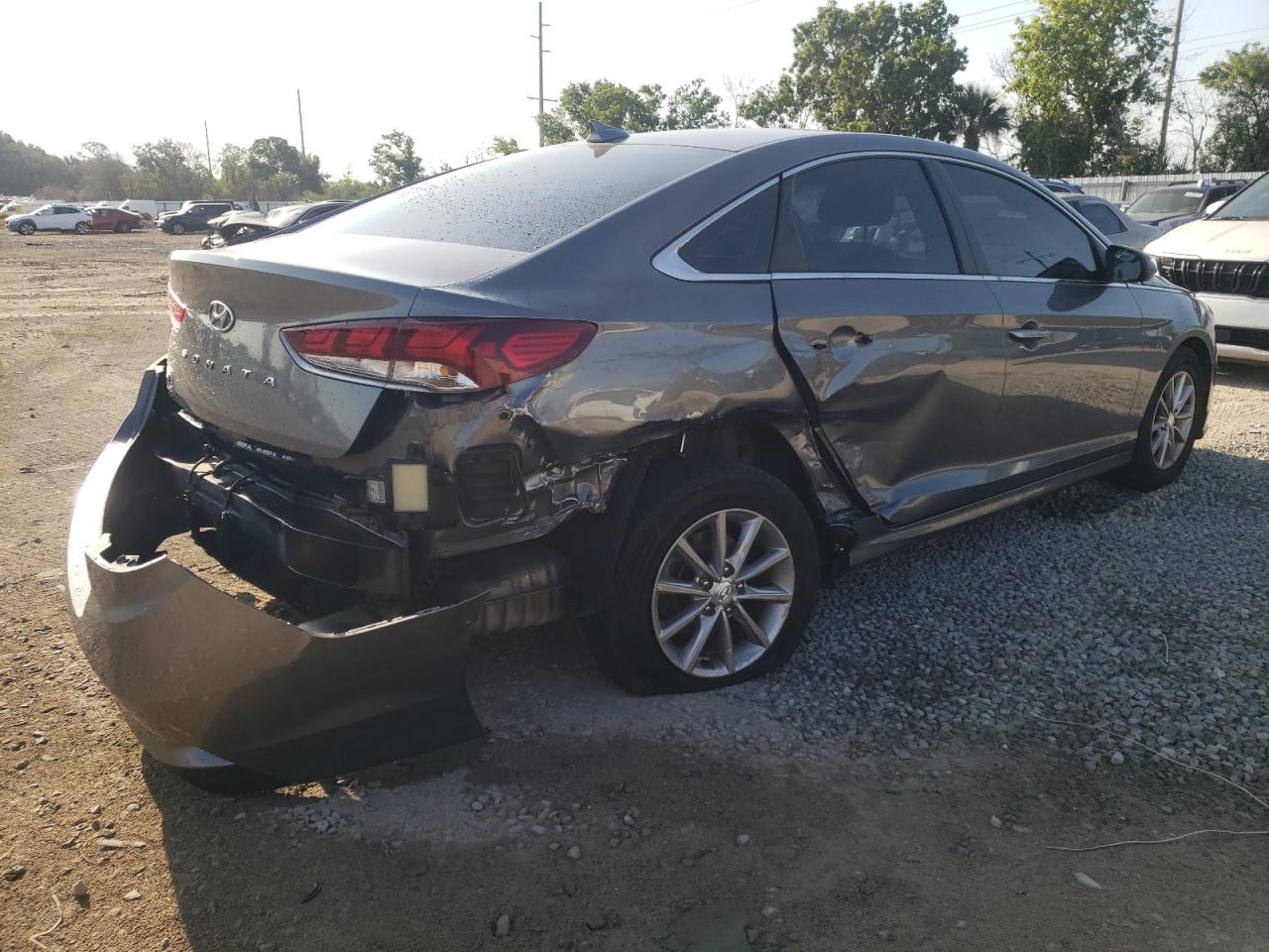 5NPE24AF4KH738674 2019 Hyundai Sonata Se