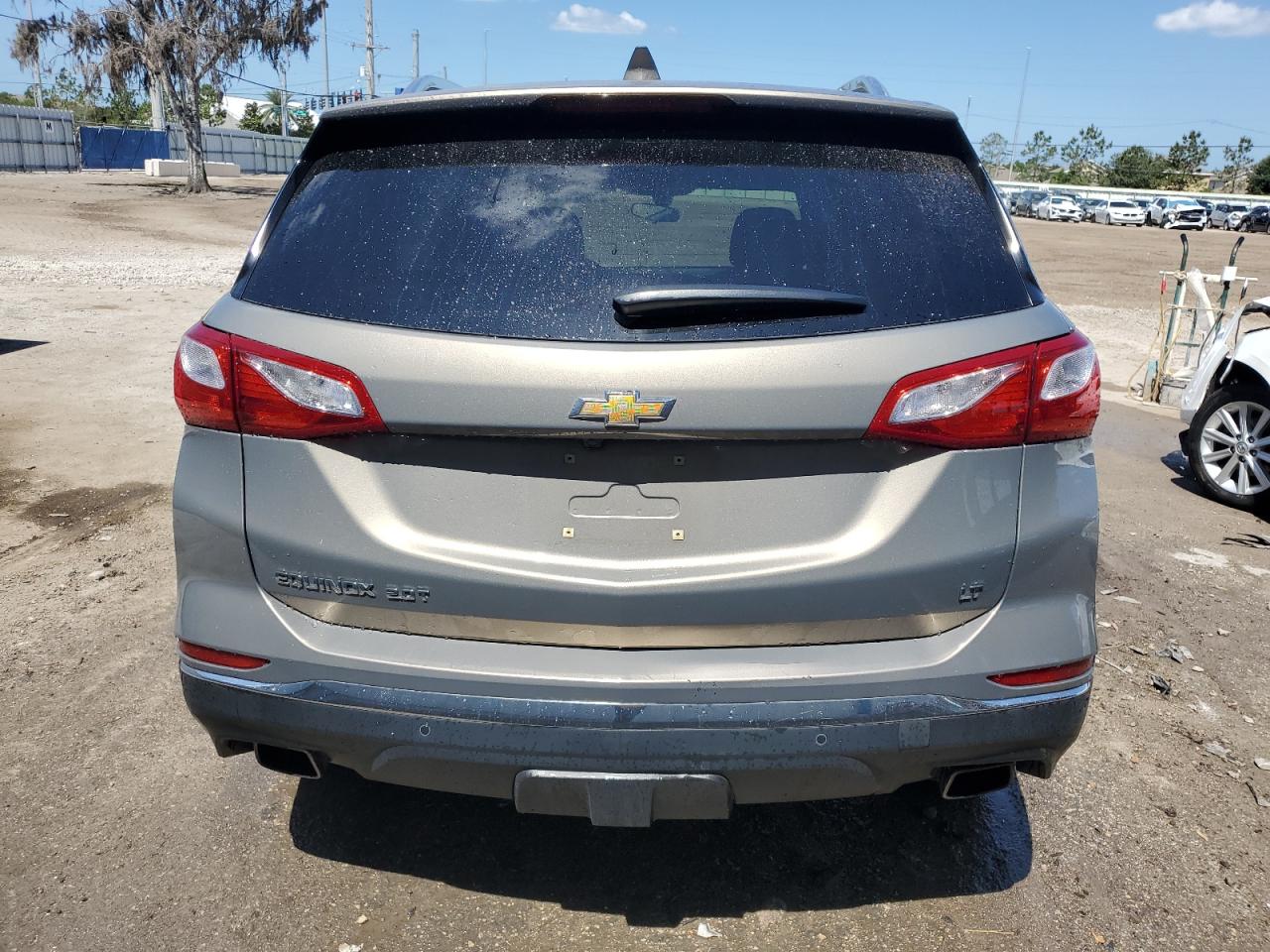 3GNAXKEX6JS568076 2018 Chevrolet Equinox Lt