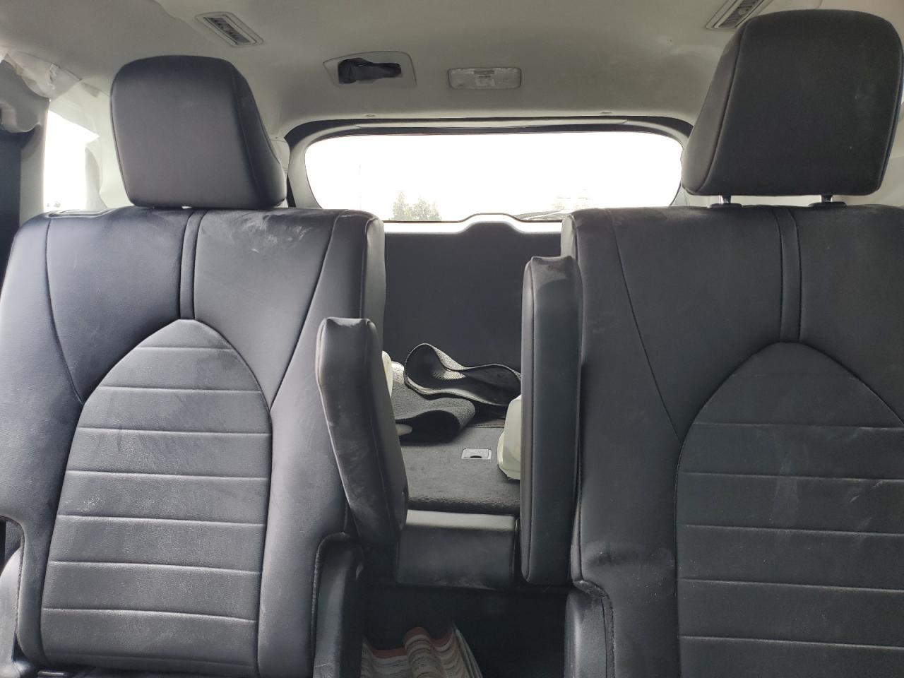 5TDKDRAH9RS534727 2024 Toyota Highlander Le