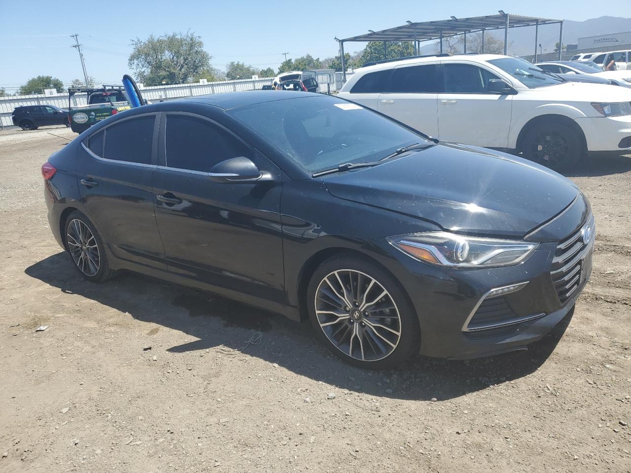 2018 Hyundai Elantra Sport vin: KMHD04LB9JU722904