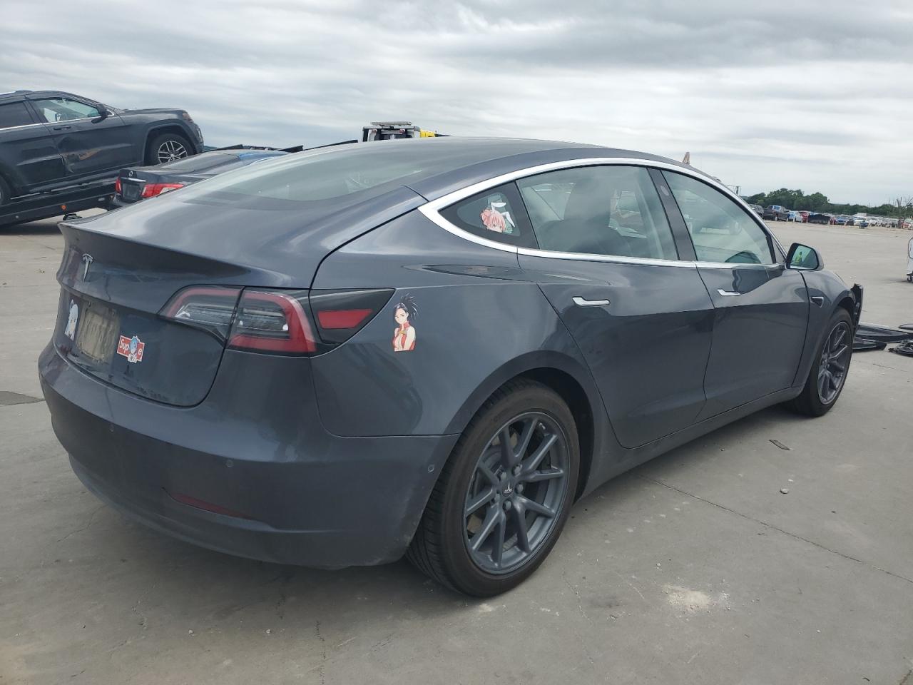 5YJ3E1EA5JF123883 2018 Tesla Model 3