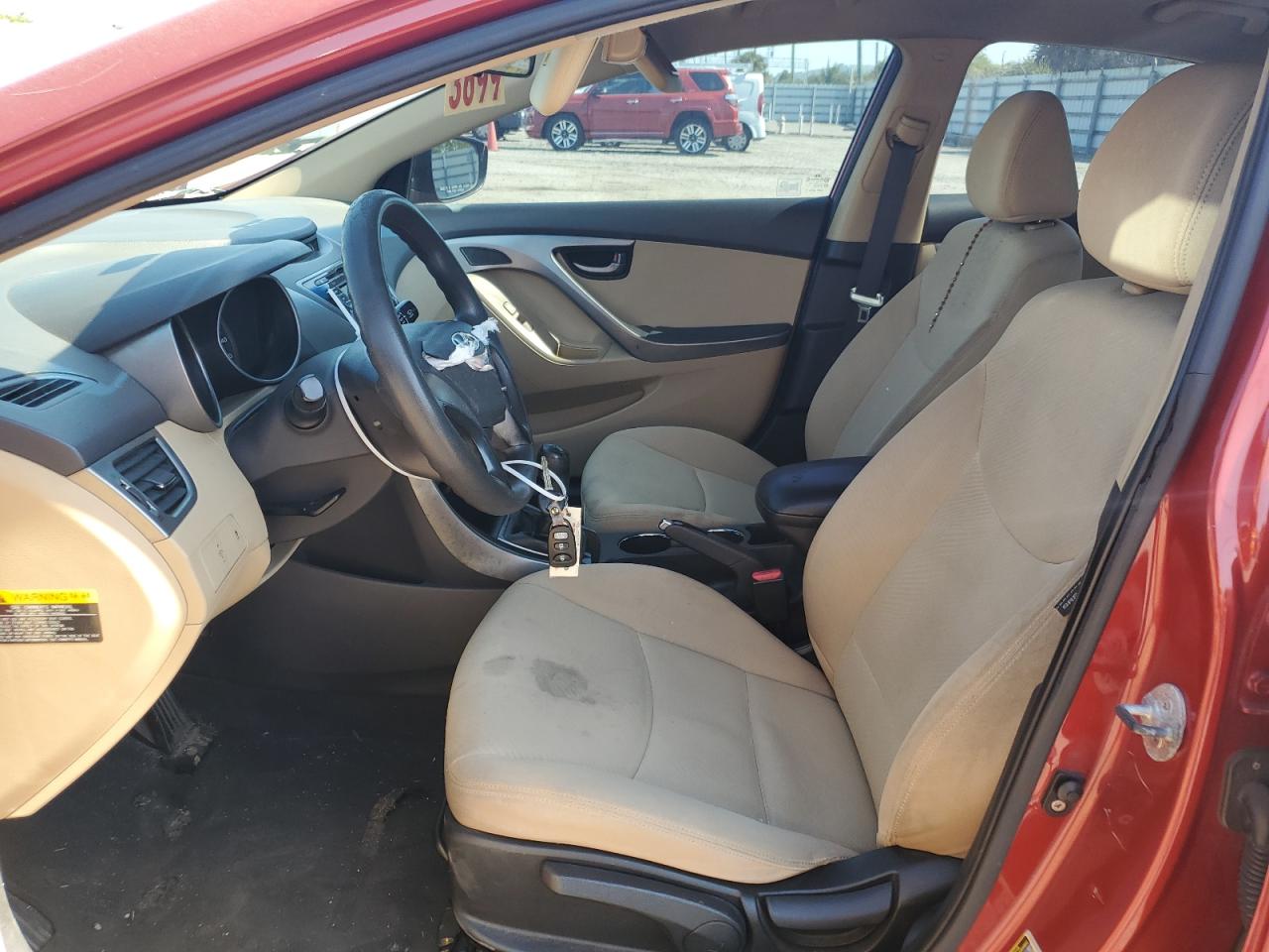 KMHDH4AE7DU853033 2013 Hyundai Elantra Gls