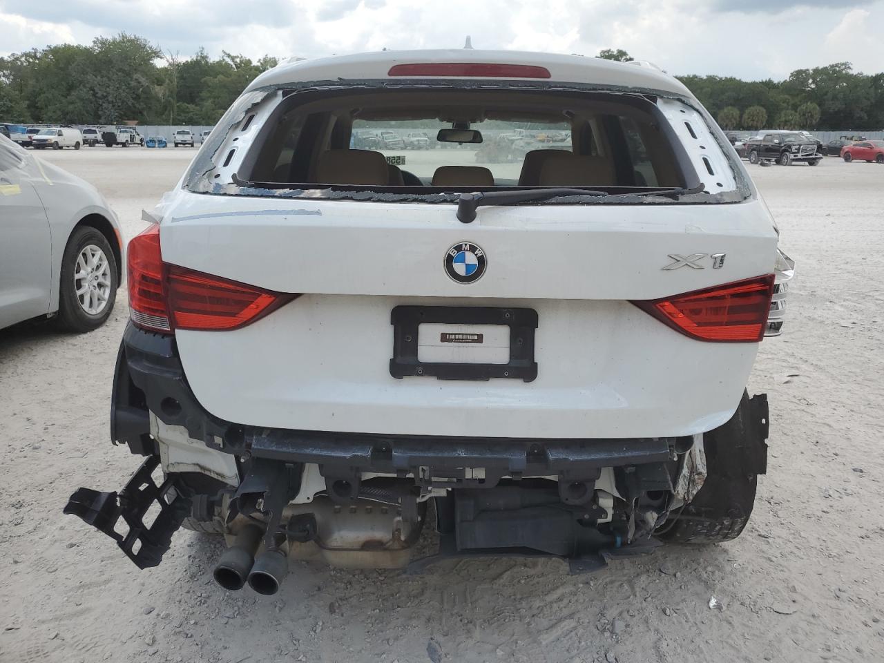 WBAVM1C57FV498553 2015 BMW X1 Sdrive28I