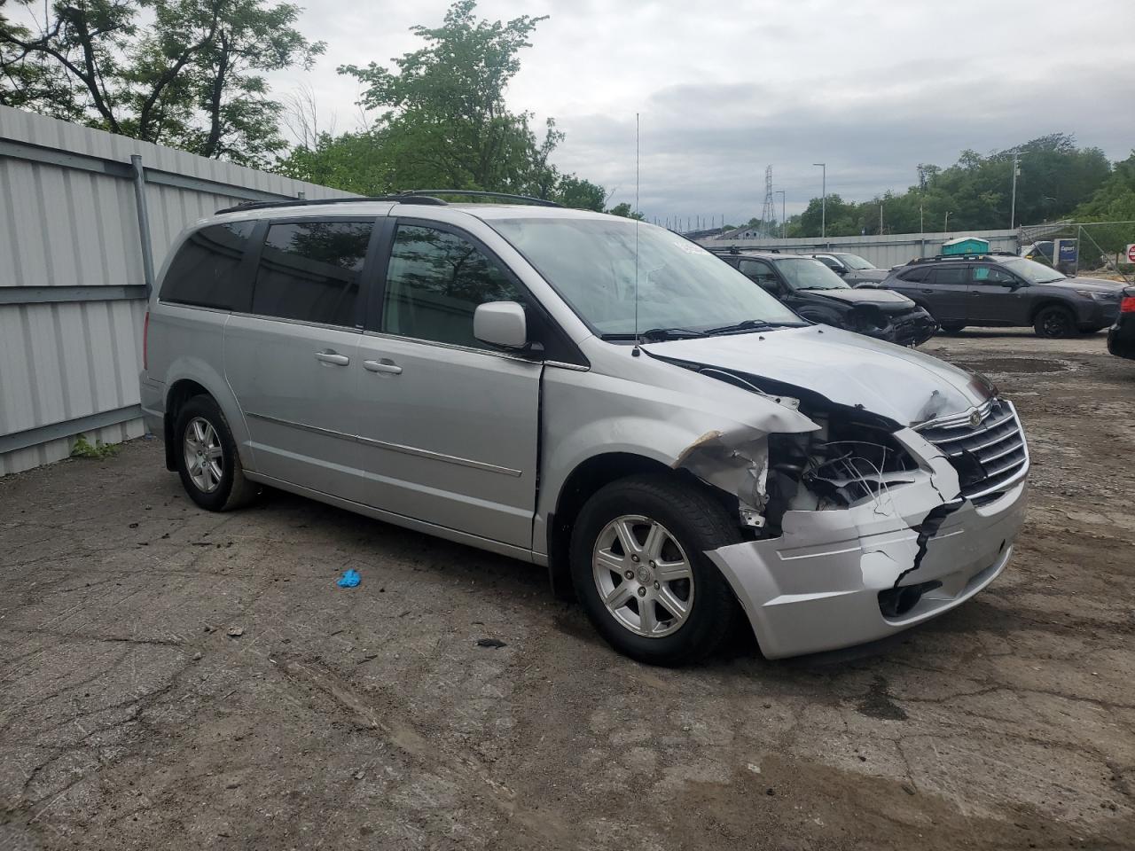 2A8HR54149R558020 2009 Chrysler Town & Country Touring