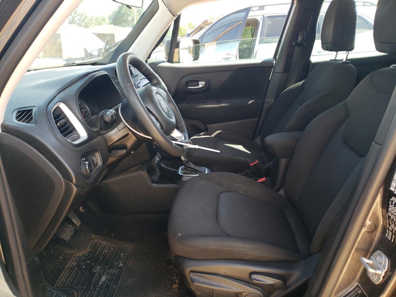 ZACNJAAB9LPL58864 2020 Jeep Renegade Sport