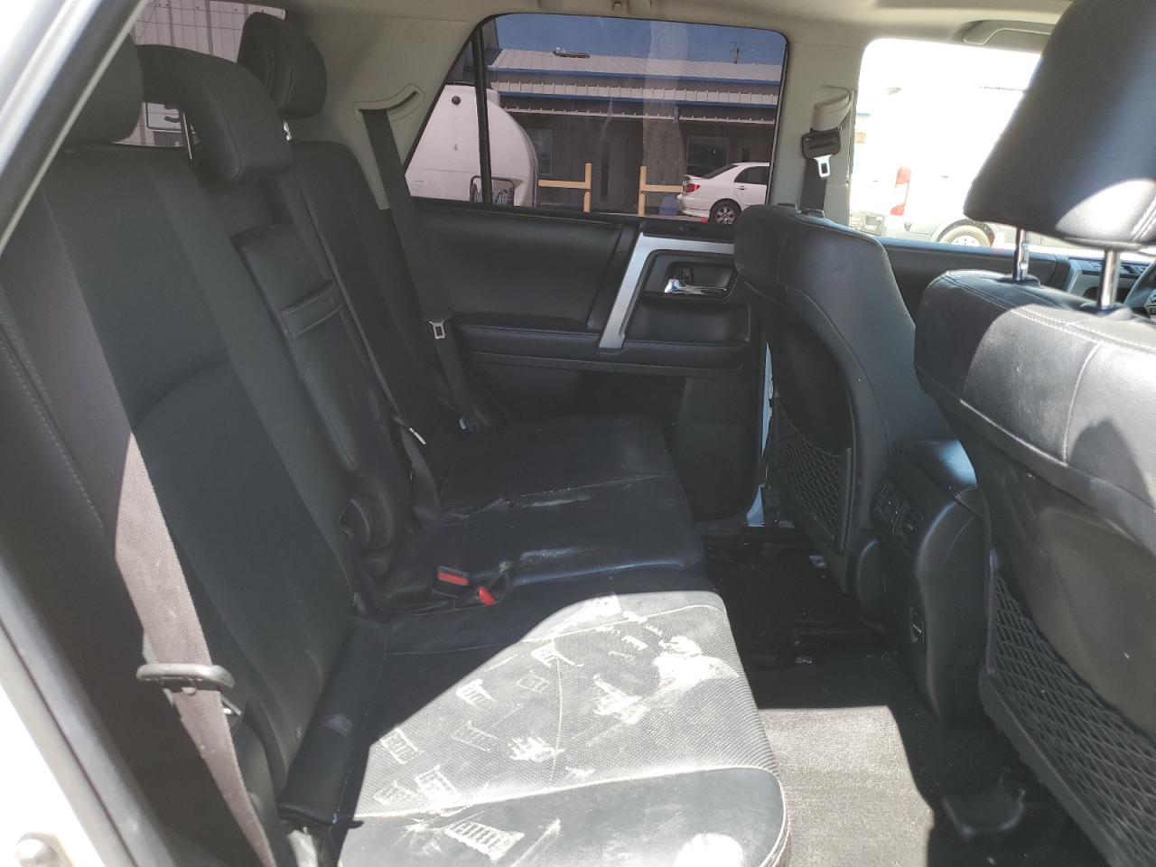 JTEBU5JRXK5638636 2019 Toyota 4Runner Sr5