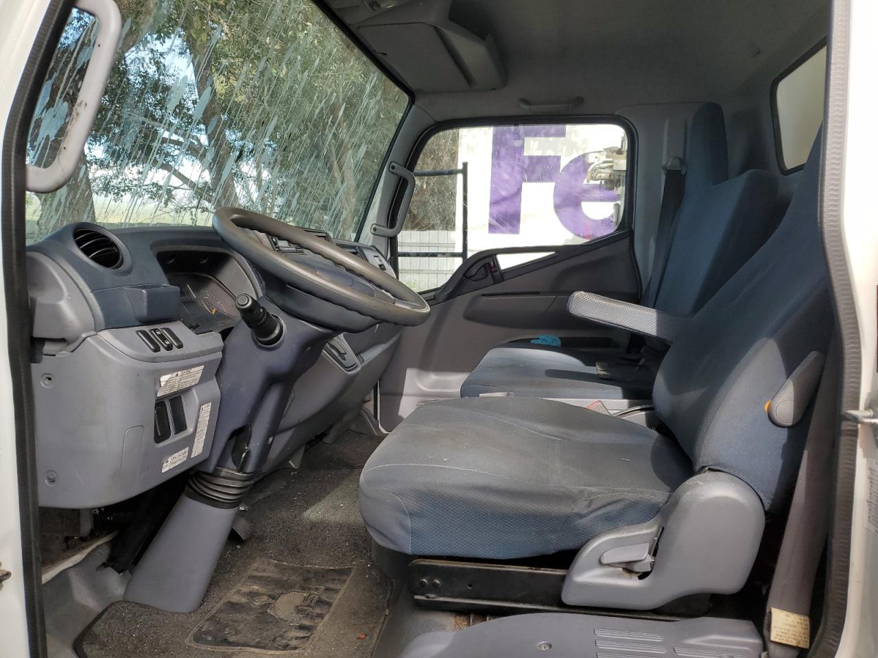 JL6BNG1AXCK001957 2012 Mitsubishi Fuso Truck Of America Inc Fe Fec72S