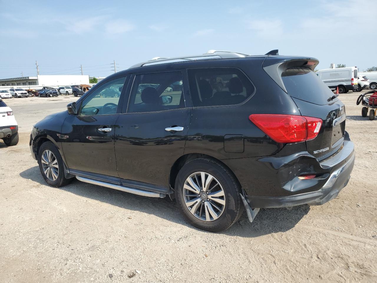 2020 Nissan Pathfinder Sv vin: 5N1DR2BN4LC642229