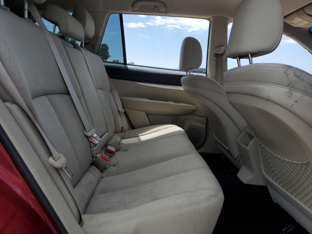 4S4BRCBC2B3329996 2011 Subaru Outback 2.5I Premium