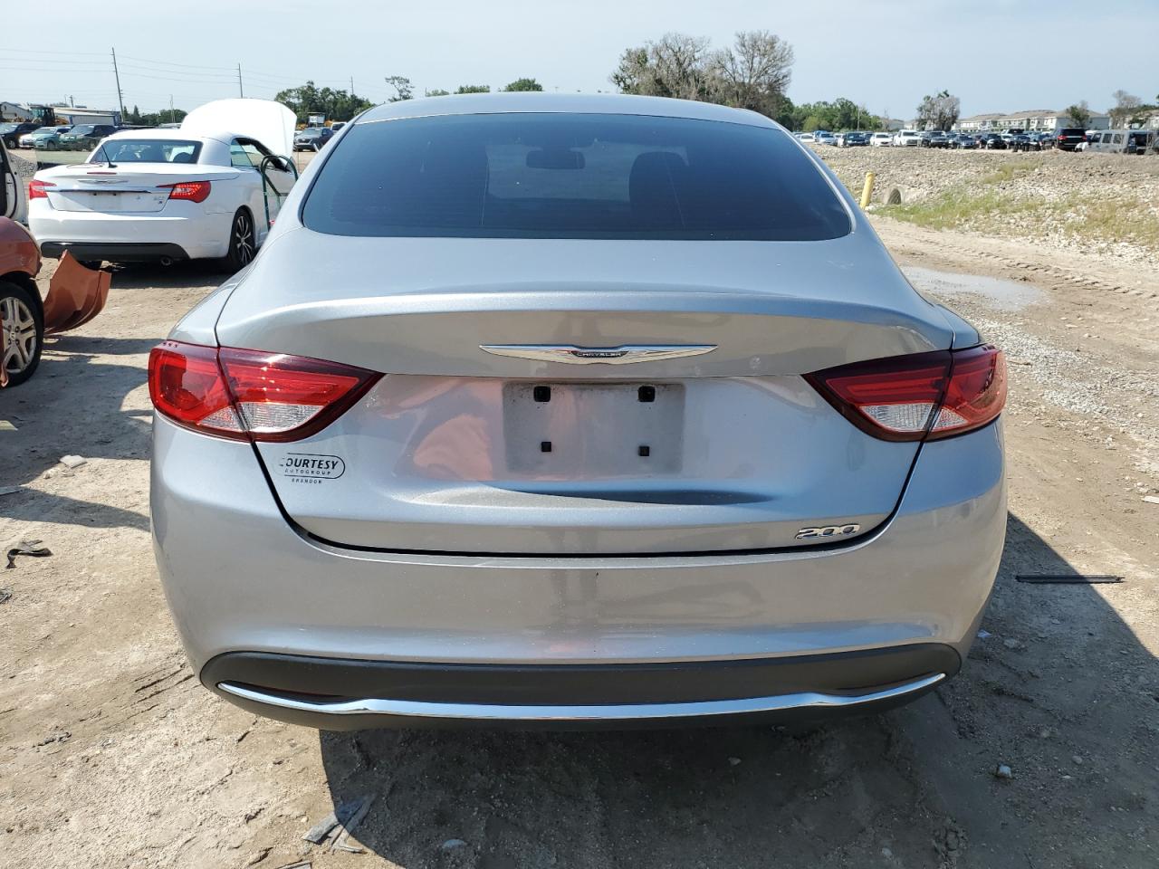 1C3CCCAB4FN739023 2015 Chrysler 200 Limited