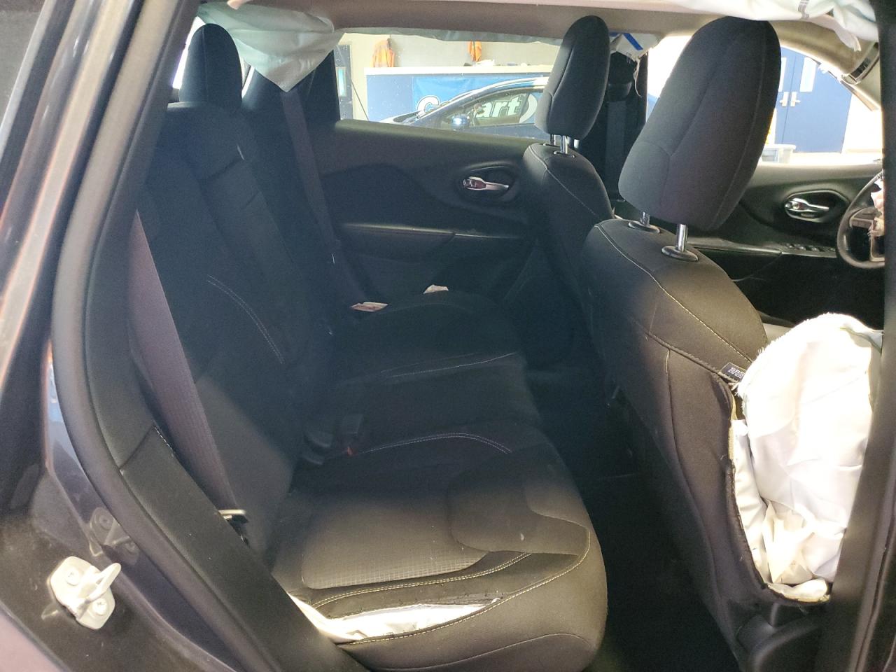 1C4PJMCB1FW794187 2015 Jeep Cherokee Latitude