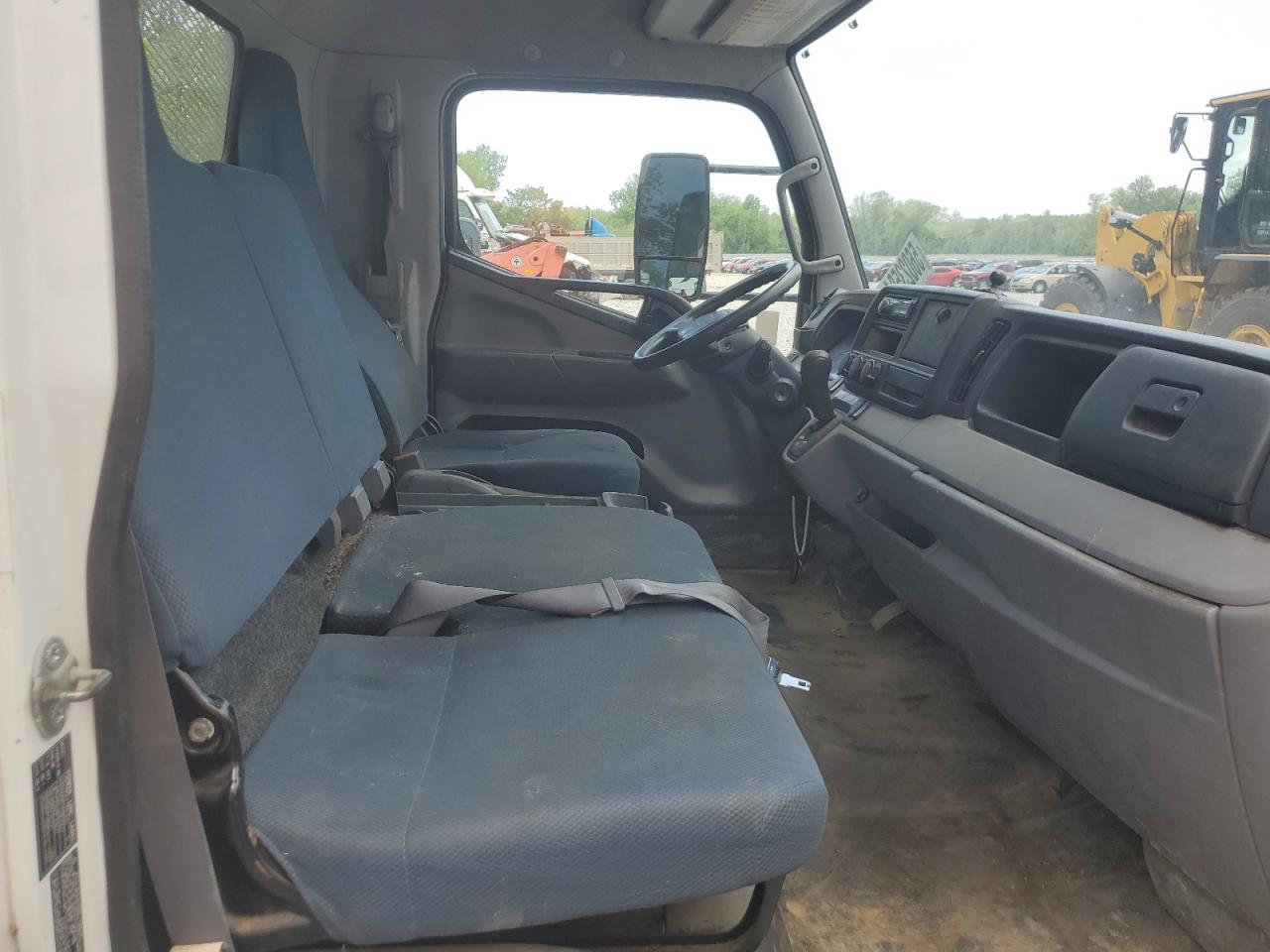 JL6CRC1A9GK000340 2016 Mitsubishi Fuso Truck Of America Inc Fe Fec92S