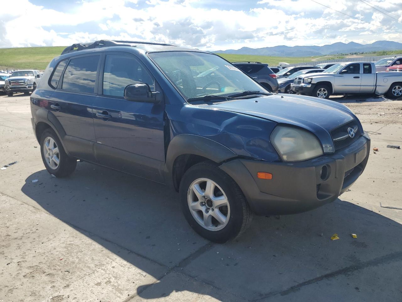 KM8JN72D85U153316 2005 Hyundai Tucson Gls