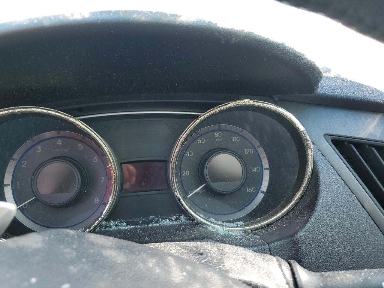 5NPEC4AC1DH701037 2013 Hyundai Sonata Se