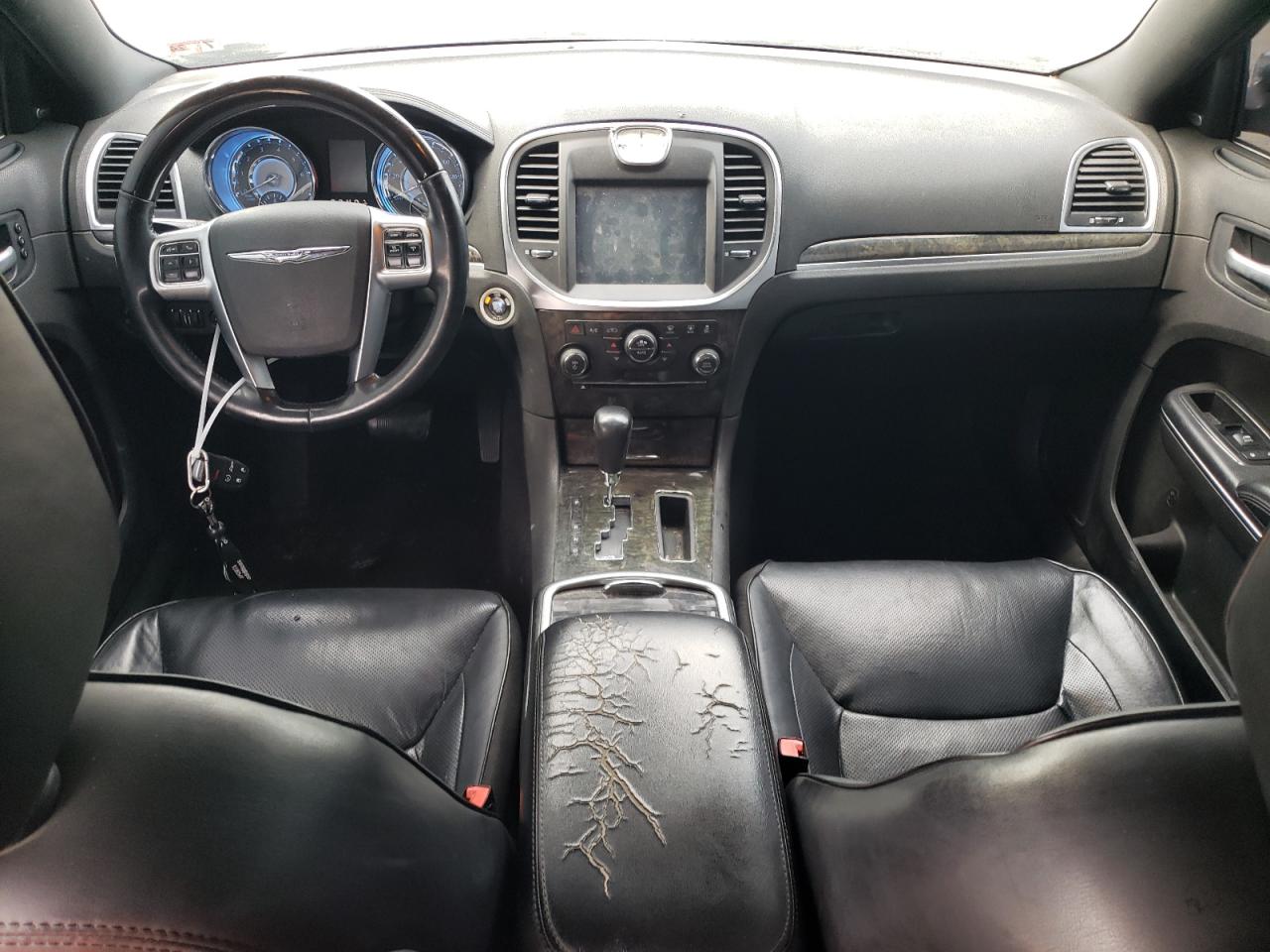 2C3CA5CG0BH522176 2011 Chrysler 300 Limited