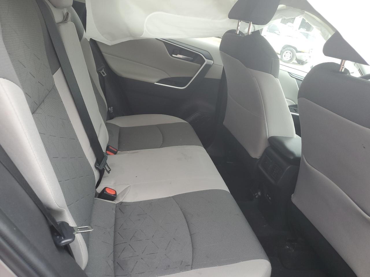 2T3W1RFV8NC202202 2022 Toyota Rav4 Xle