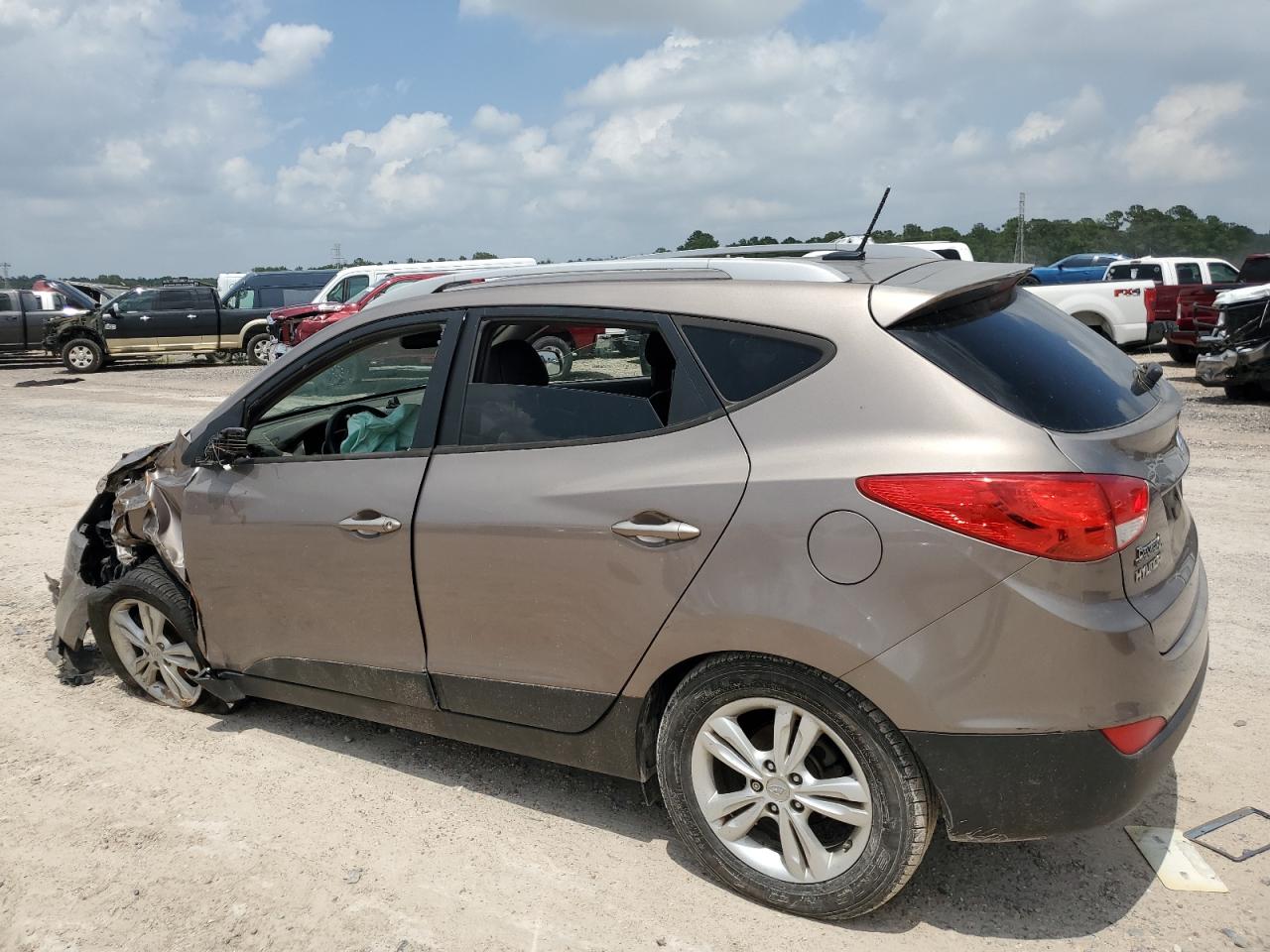 KM8JU3AC6DU689667 2013 Hyundai Tucson Gls