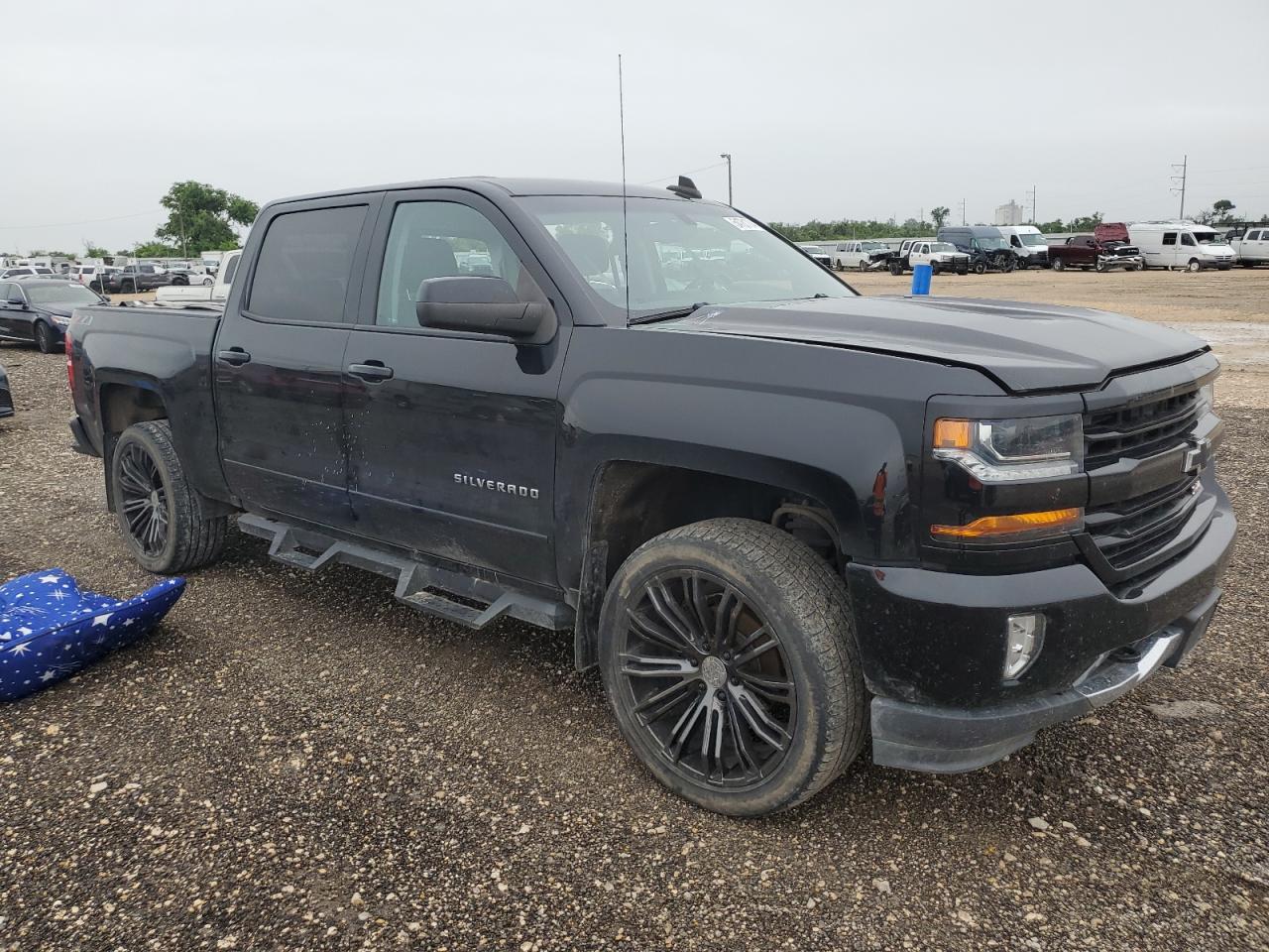 3GCUKREC0JG361387 2018 Chevrolet Silverado K1500 Lt