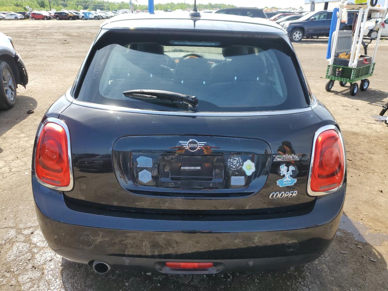 2019 Mini Cooper vin: WMWXU1C50K2H73963