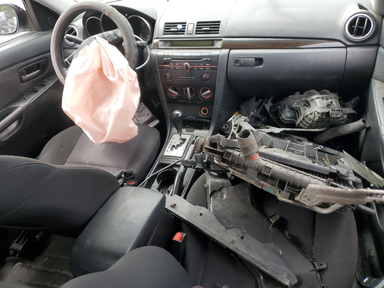 JM1BK12F171763983 2007 Mazda 3 I