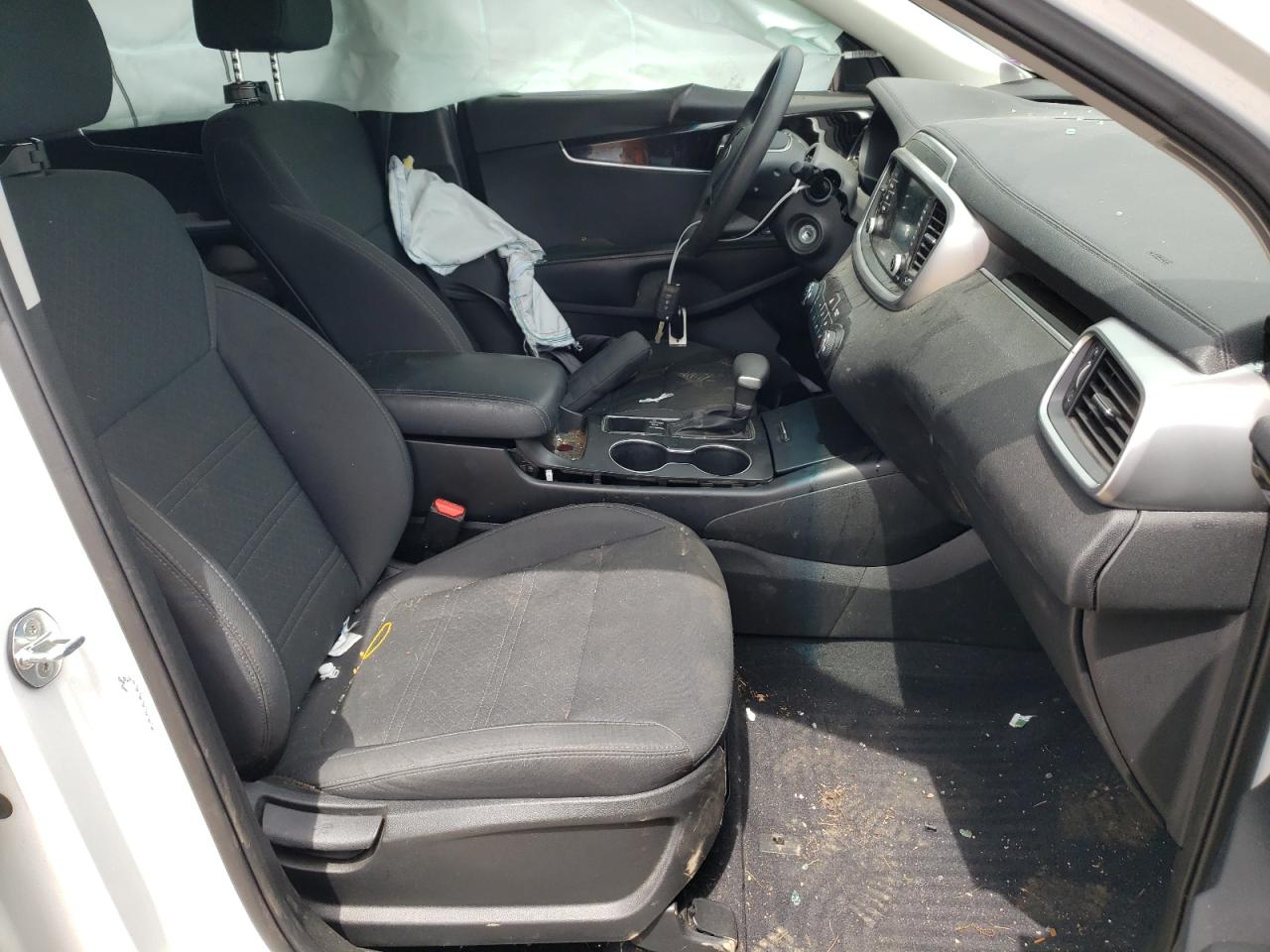 5XYPGDA54LG680981 2020 Kia Sorento S