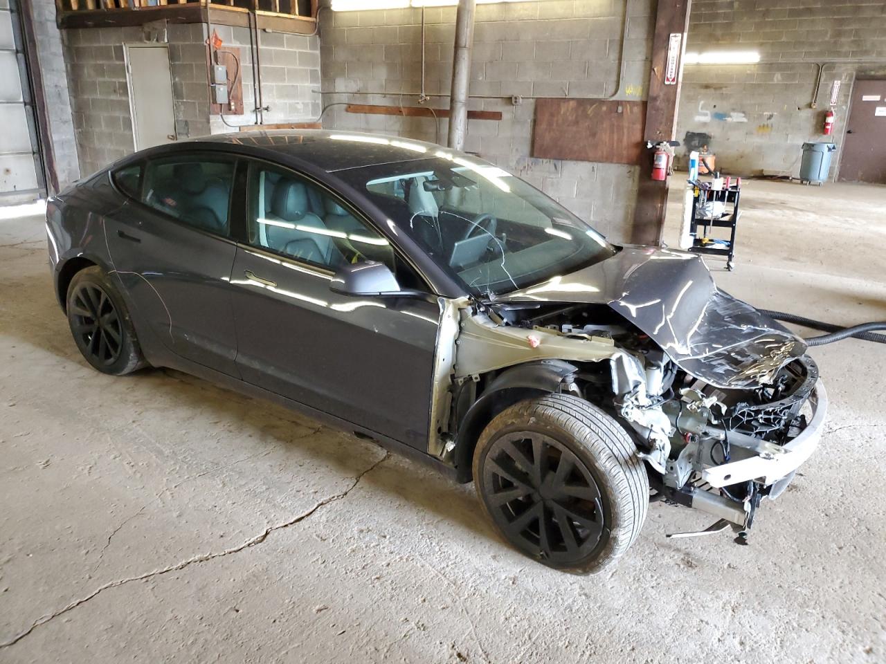 5YJ3E1EA6PF428527 2023 Tesla Model 3