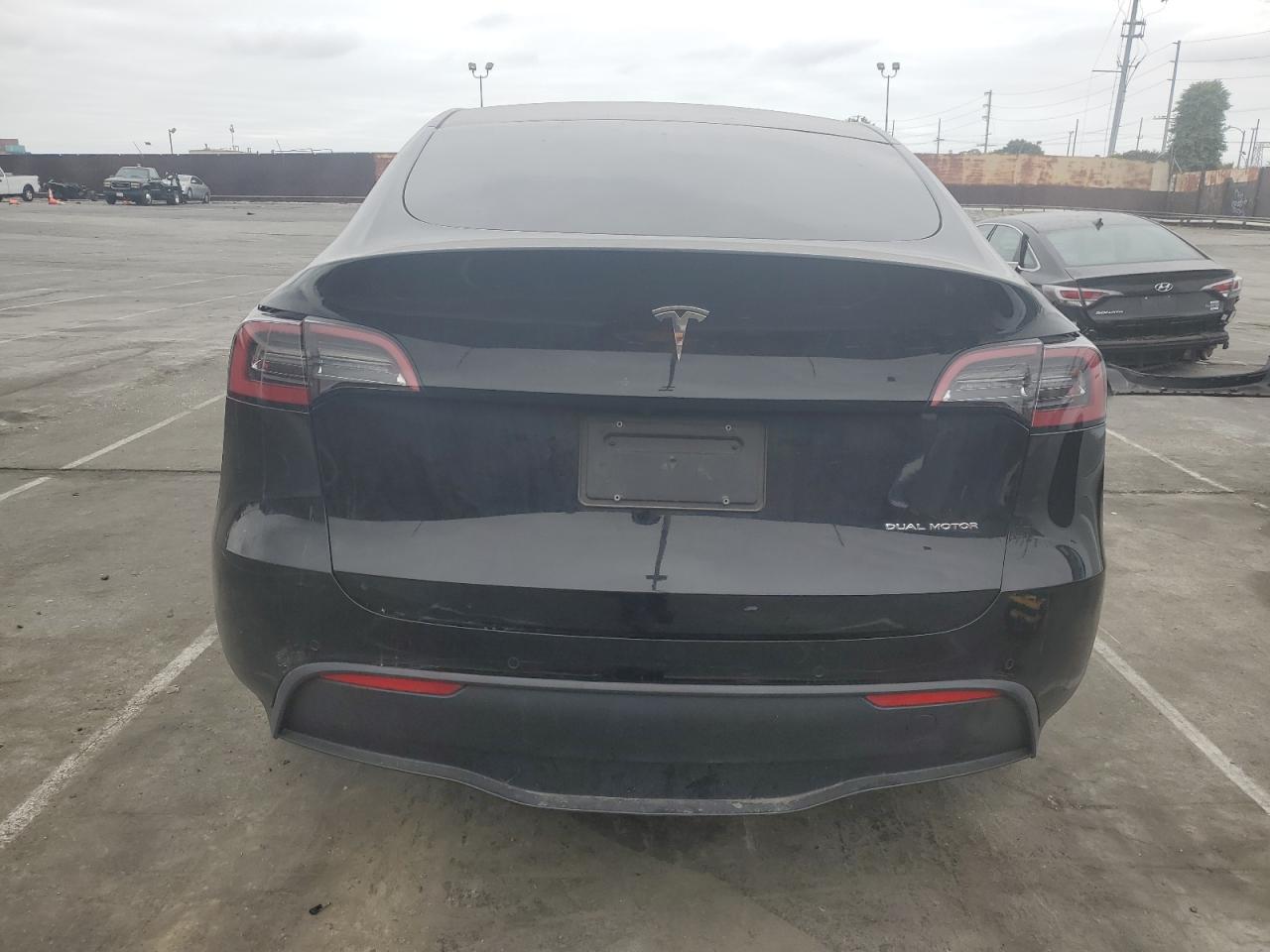 7SAYGDEE9NA017916 2022 Tesla Model Y