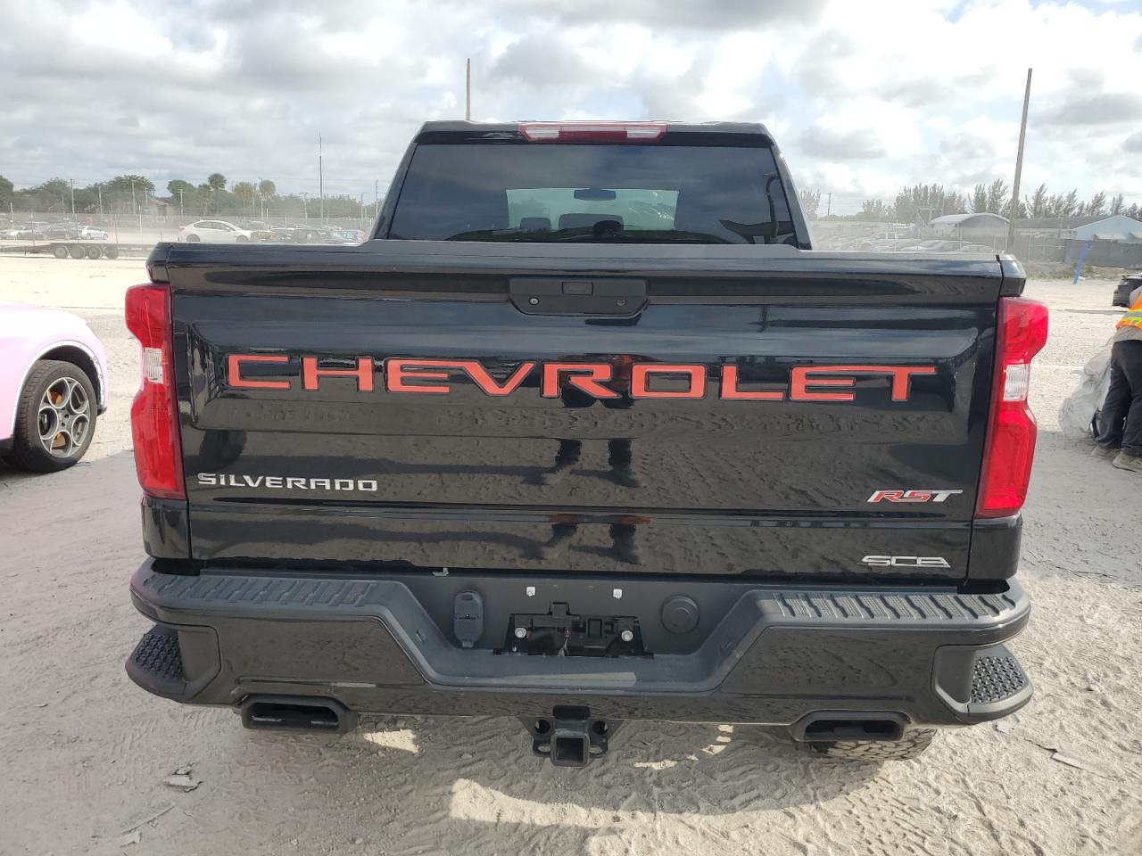 3GCUYEED5KG100757 2019 Chevrolet Silverado K1500 Rst