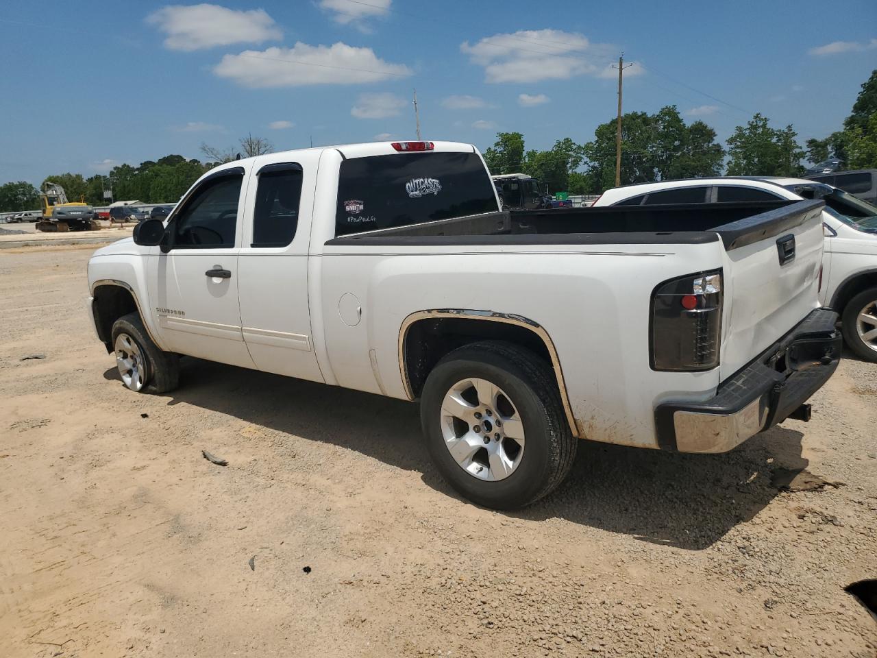 1GCRCREA0BZ143937 2011 Chevrolet Silverado C1500 Ls