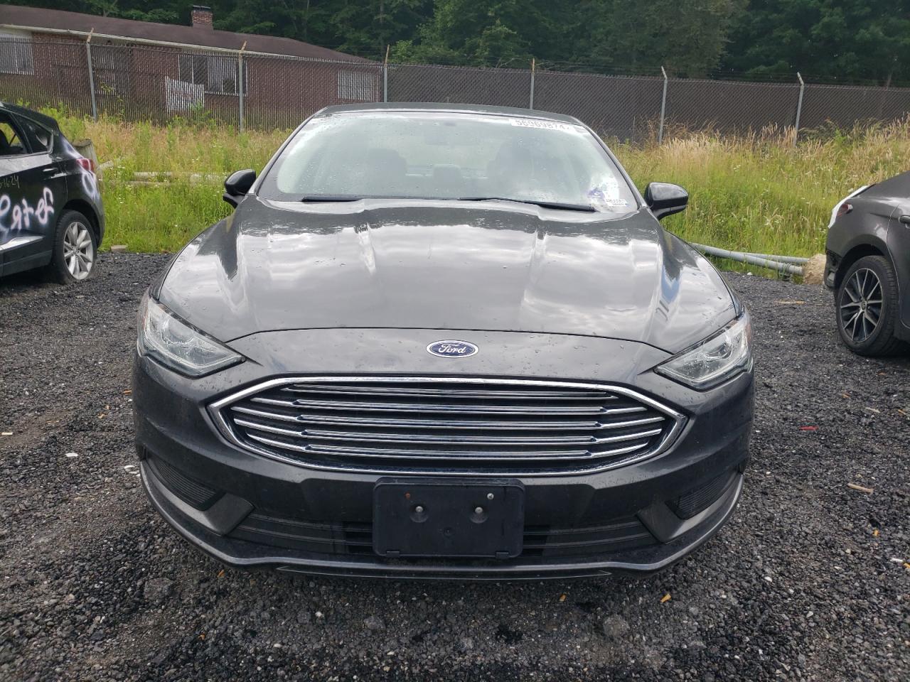 2018 Ford Fusion S Hybrid vin: 3FA6P0UU2JR142327