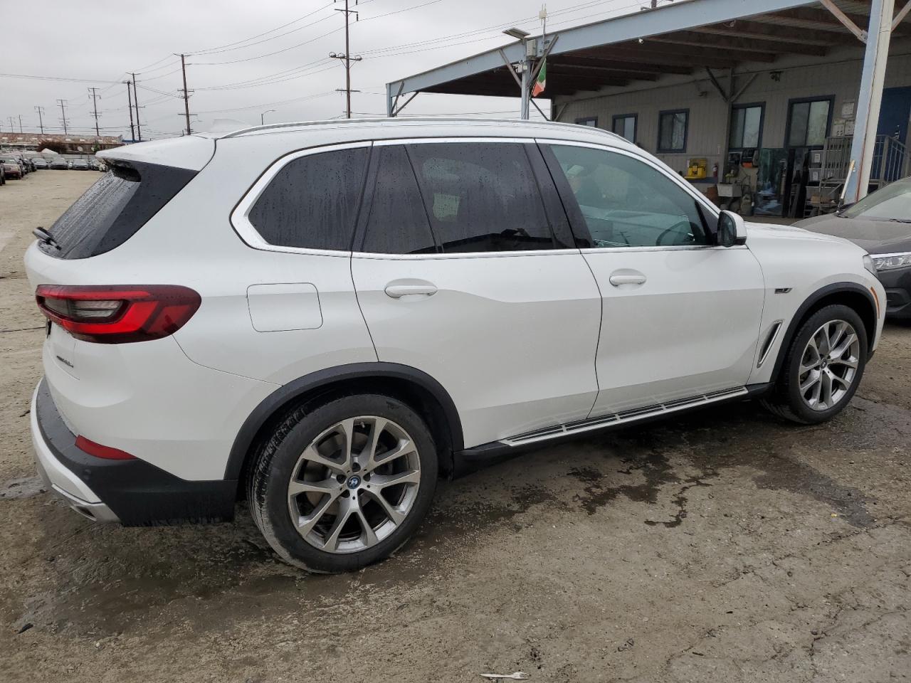 5UXTA6C08P9N52519 2023 BMW X5 xDrive45E