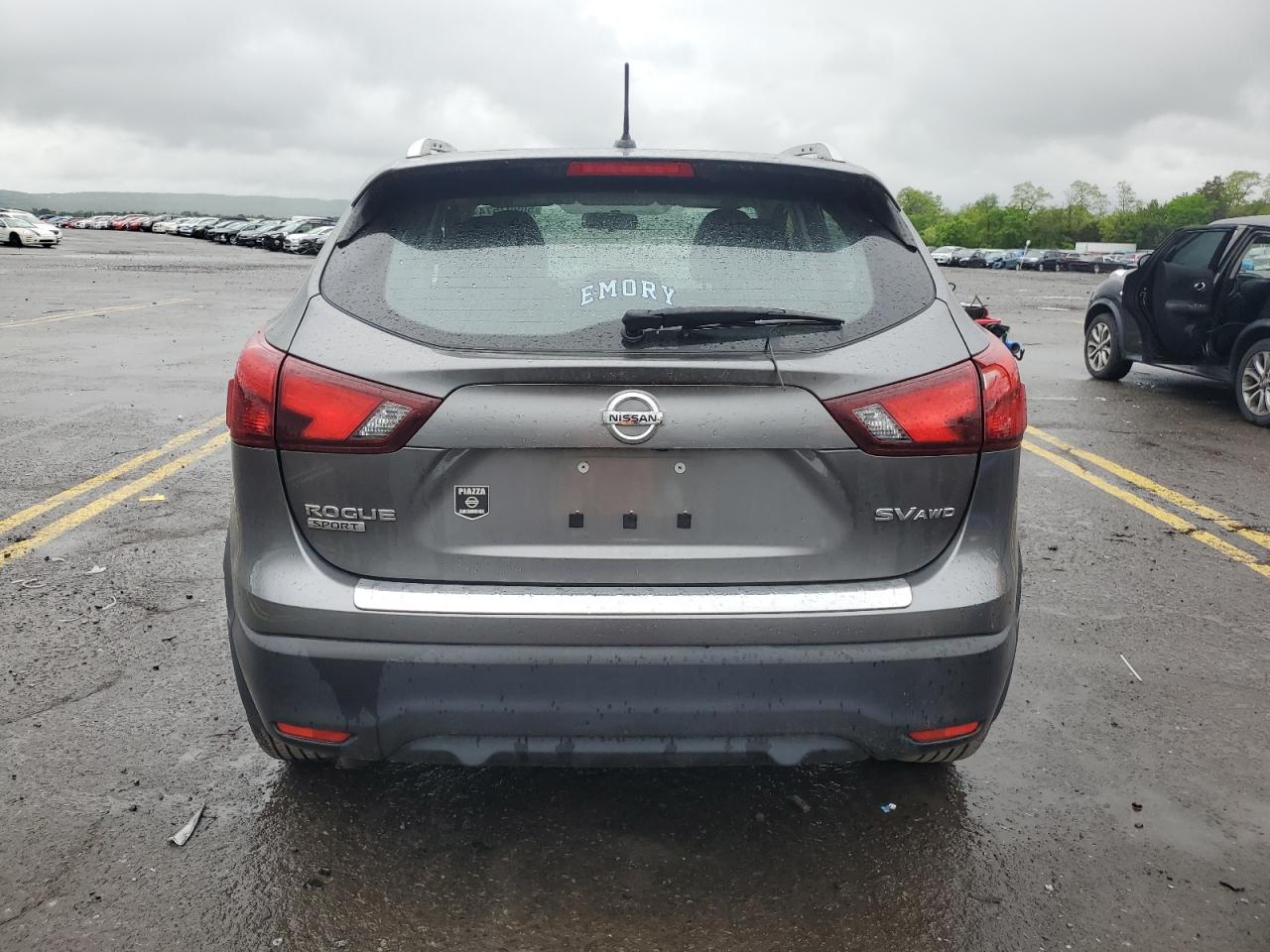 JN1BJ1CR5HW111483 2017 Nissan Rogue Sport S