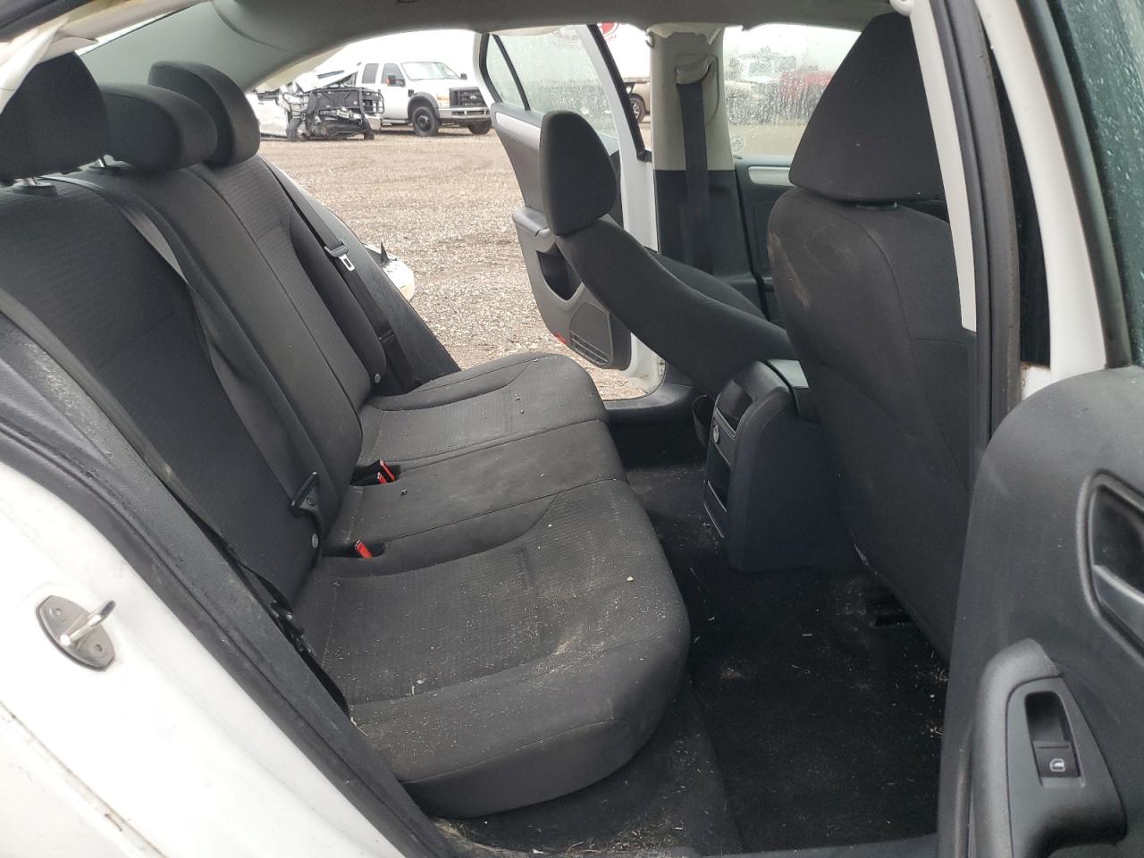 3VWD67AJ9GM330725 2016 Volkswagen Jetta Se