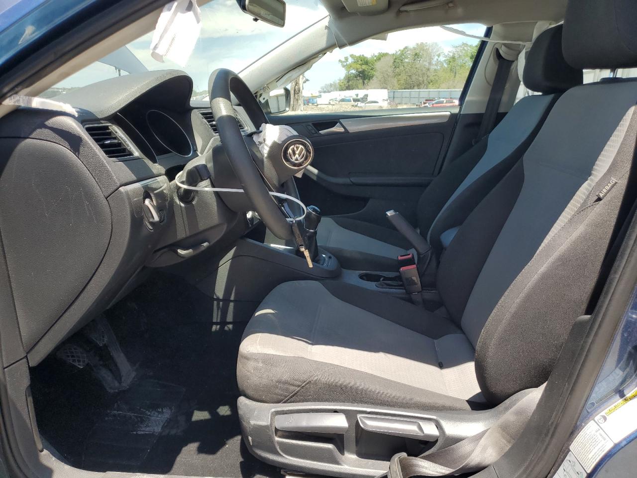 3VW167AJ7HM387395 2017 Volkswagen Jetta S