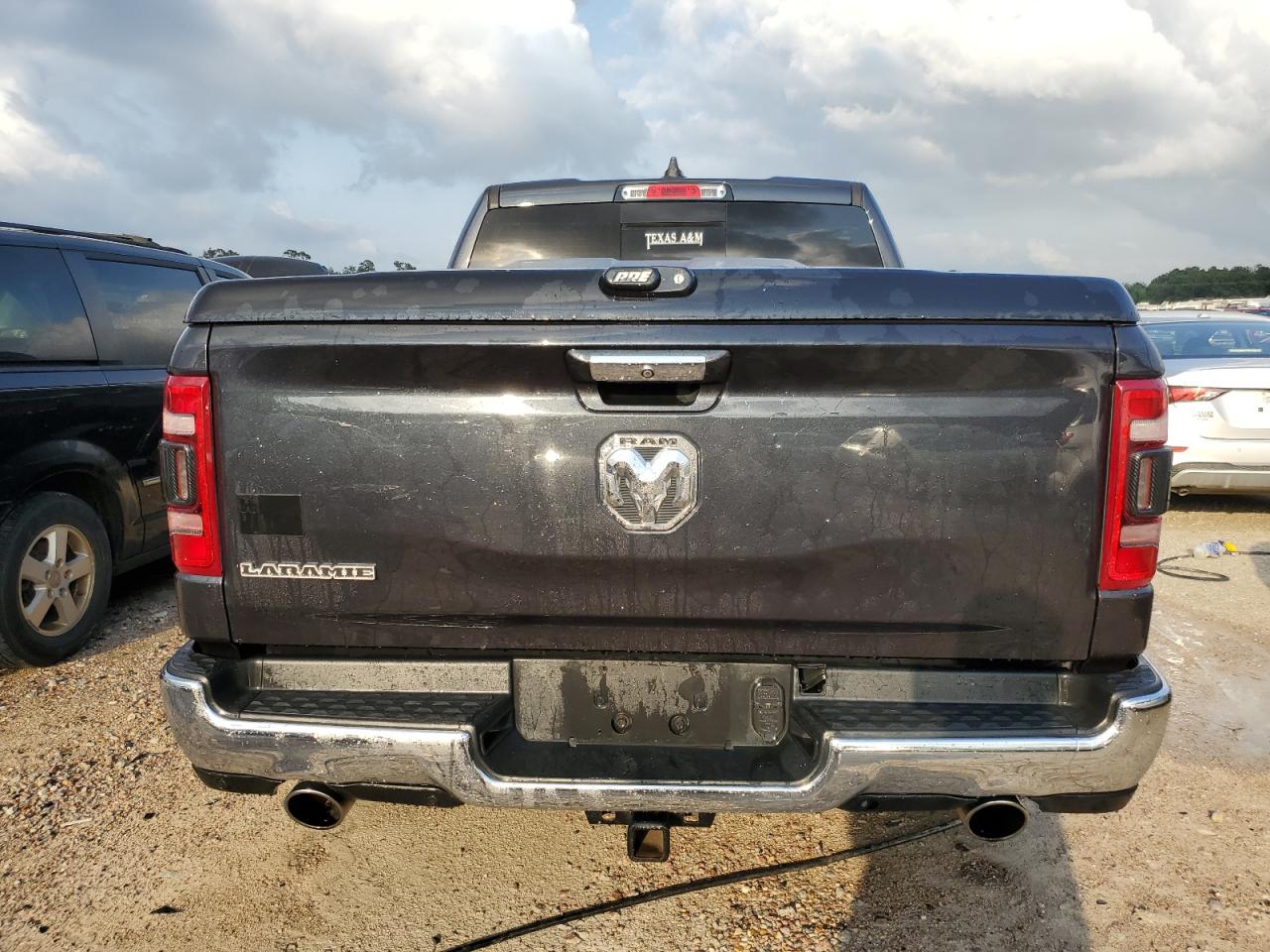 1C6RREJT4KN683496 2019 Ram 1500 Laramie