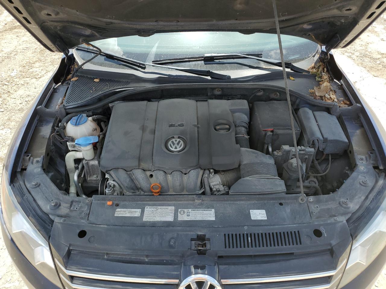 1VWBH7A37CC036450 2012 Volkswagen Passat Se