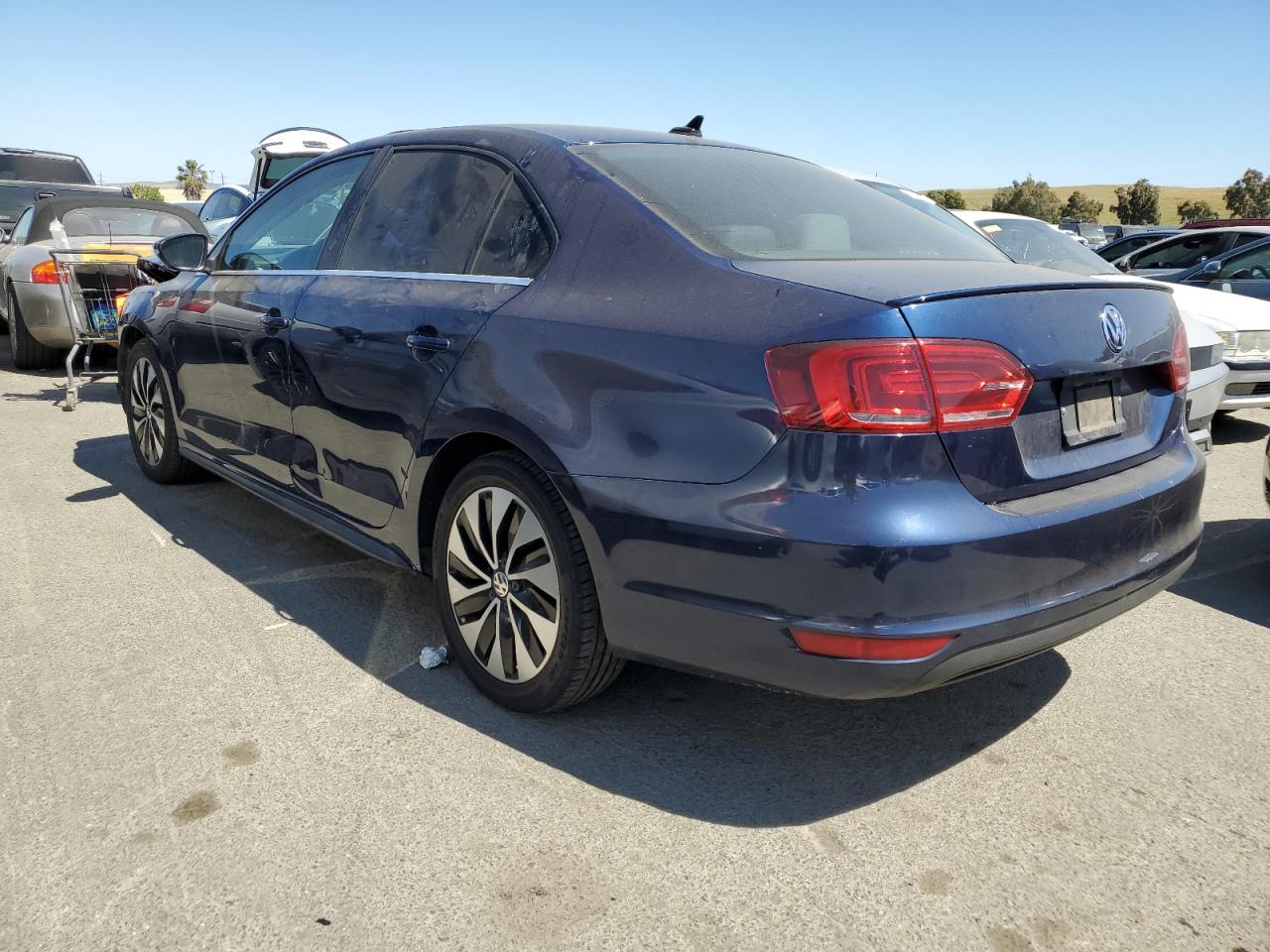 Lot #3041815419 2013 VOLKSWAGEN JETTA HYBR