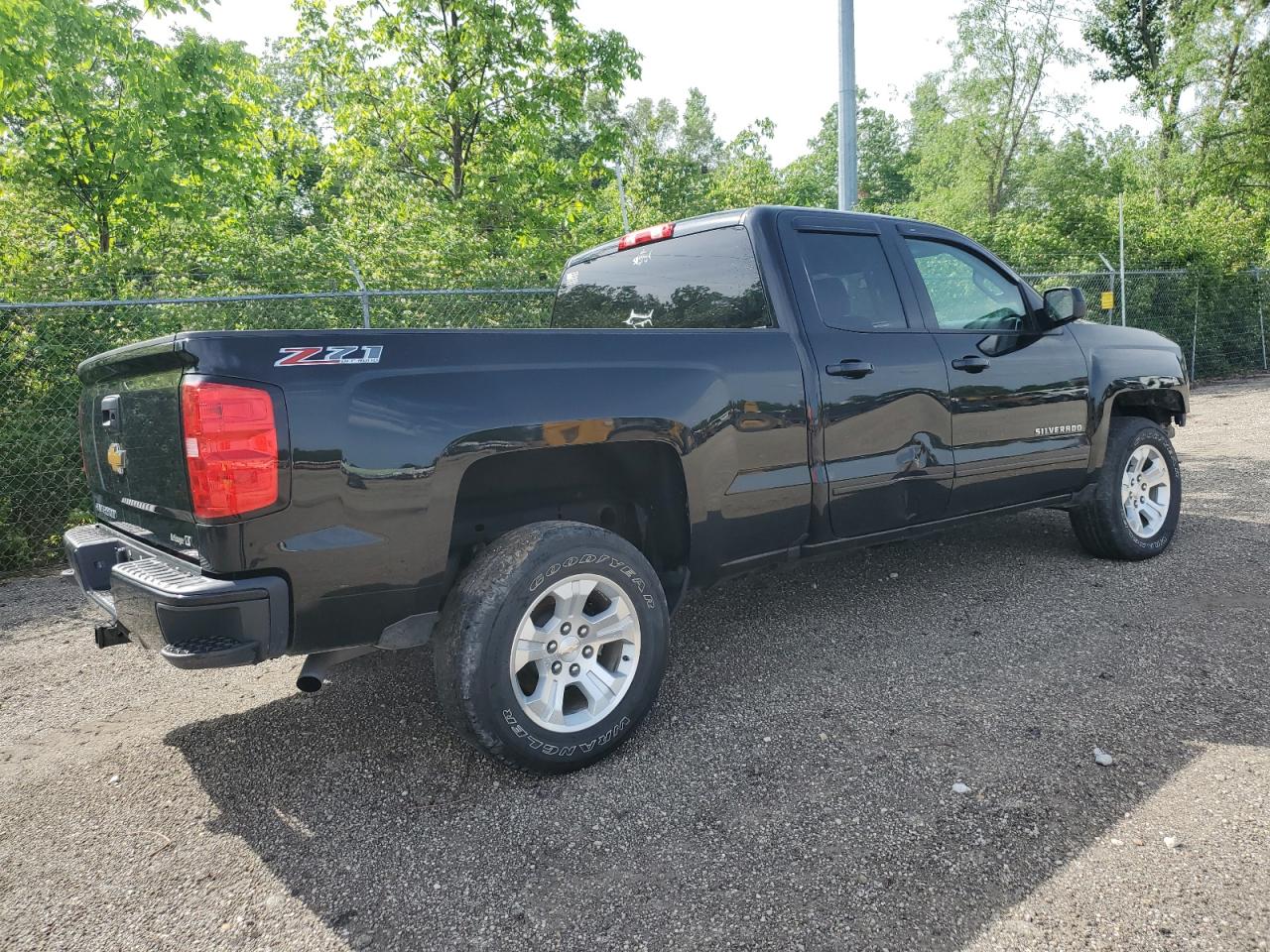 1GCVKREC6HZ278125 2017 Chevrolet Silverado K1500 Lt