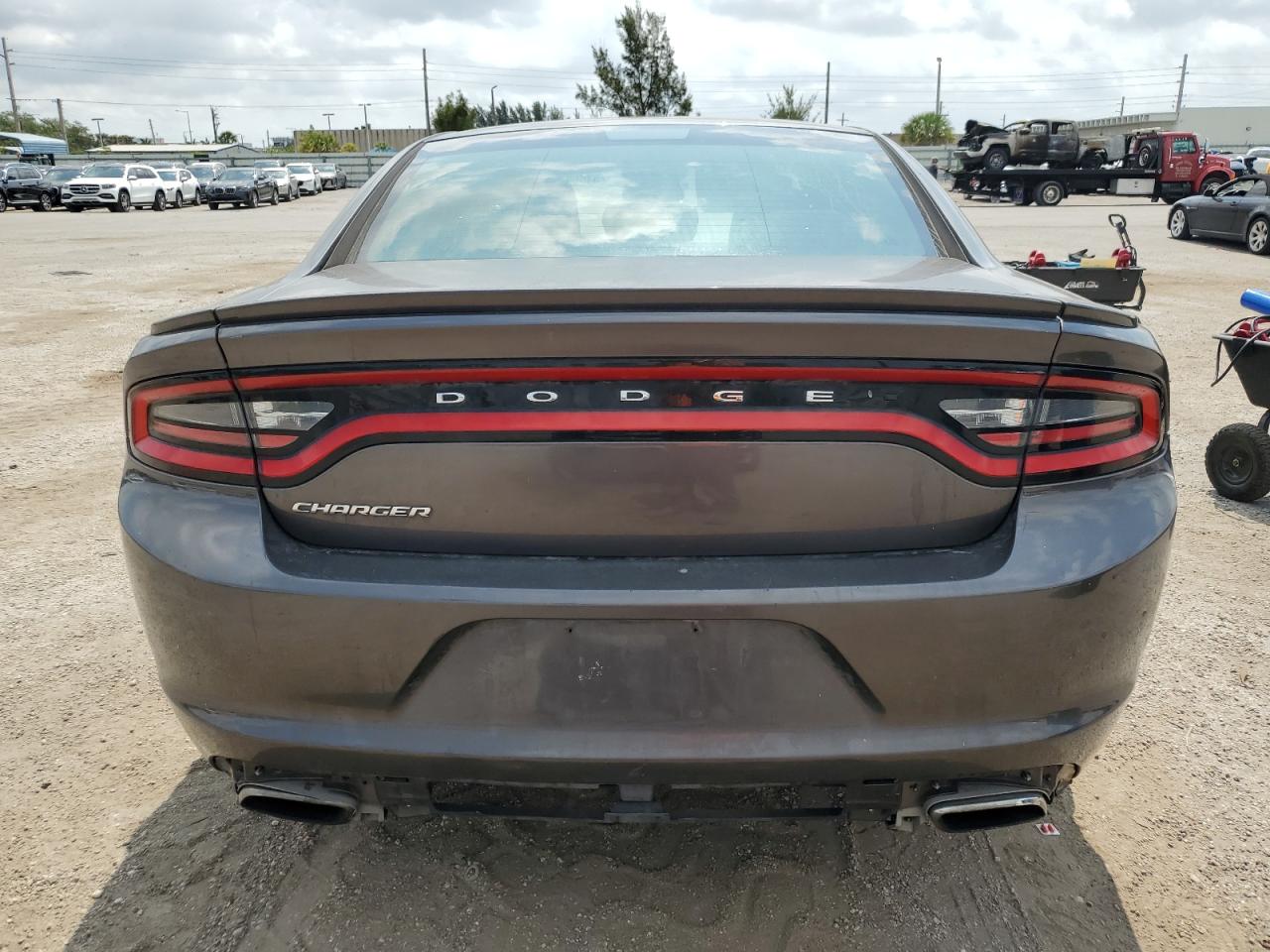 2C3CDXBG3GH166849 2016 Dodge Charger Se