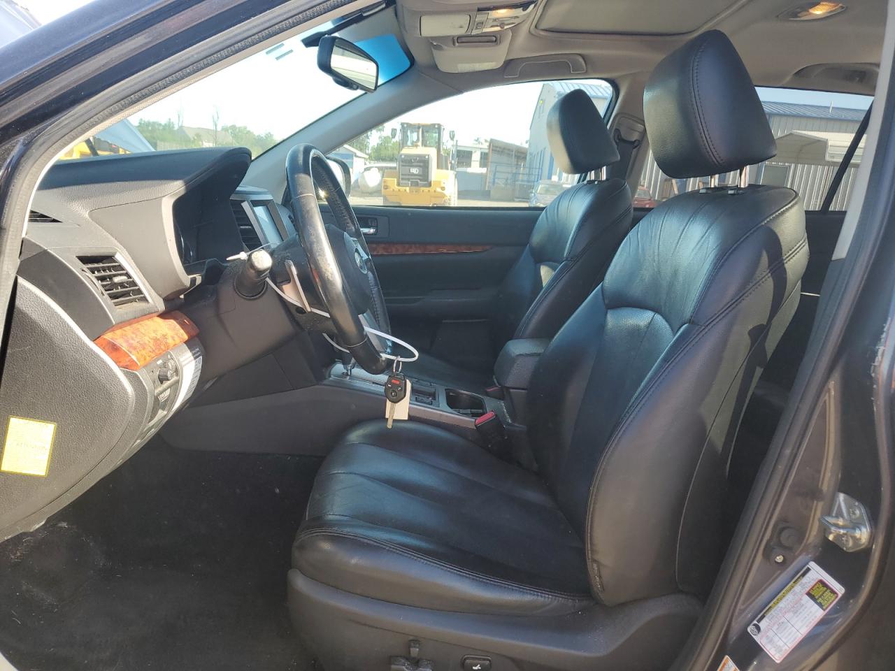 4S4BRBLC4A3381573 2010 Subaru Outback 2.5I Limited