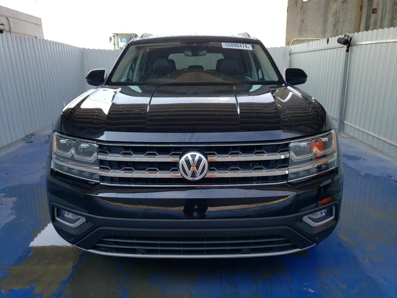 2018 Volkswagen Atlas Sel vin: 1V2ER2CA1JC557347