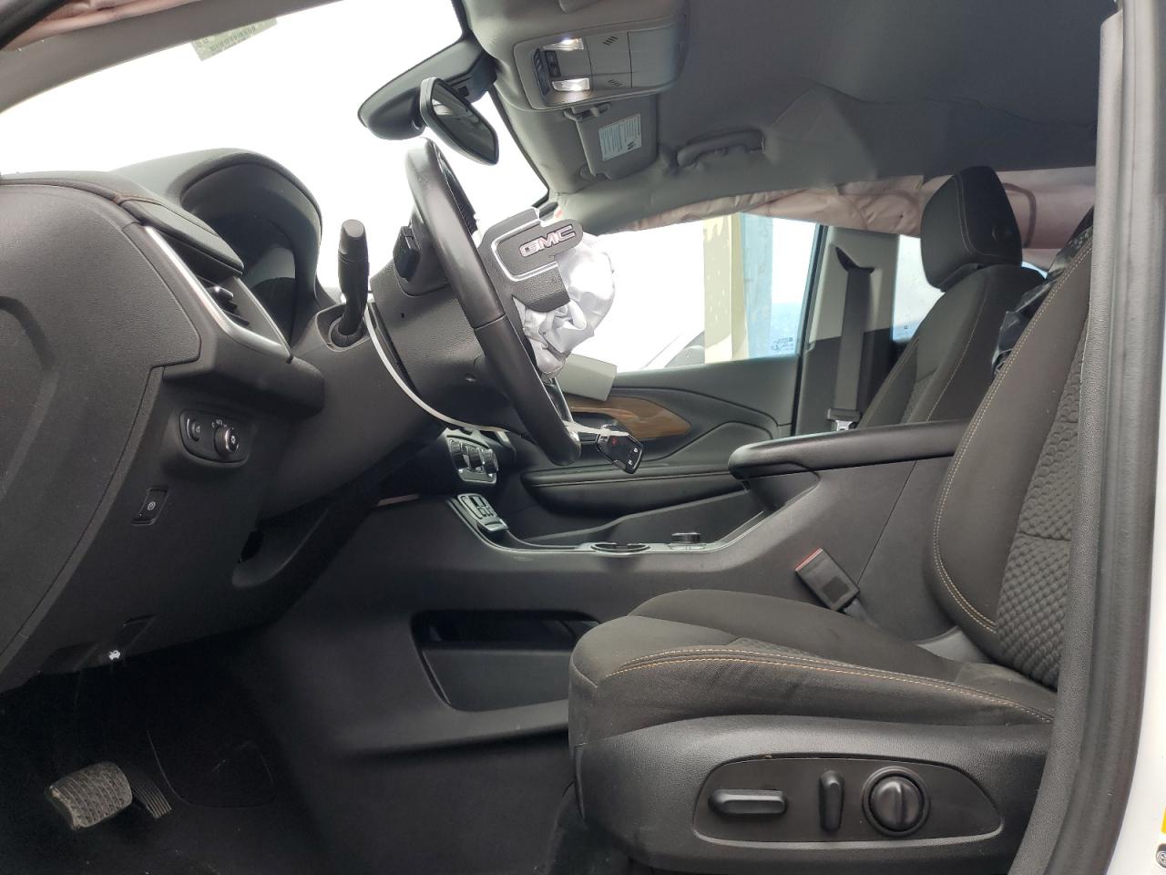 3GKALMEVXLL273627 2020 GMC Terrain Sle