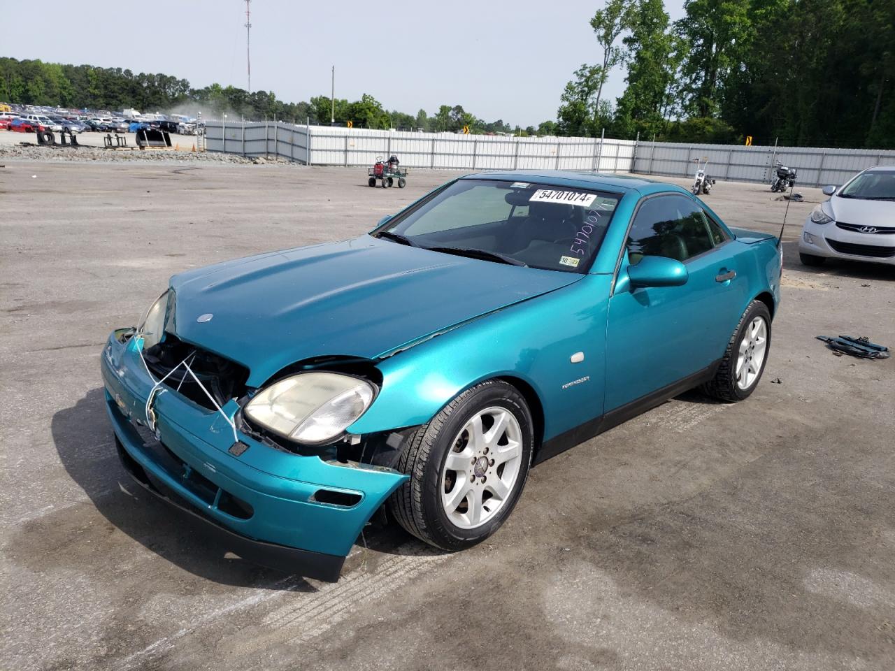 WDBKK47F4WF064065 1998 Mercedes-Benz Slk 230 Kompressor